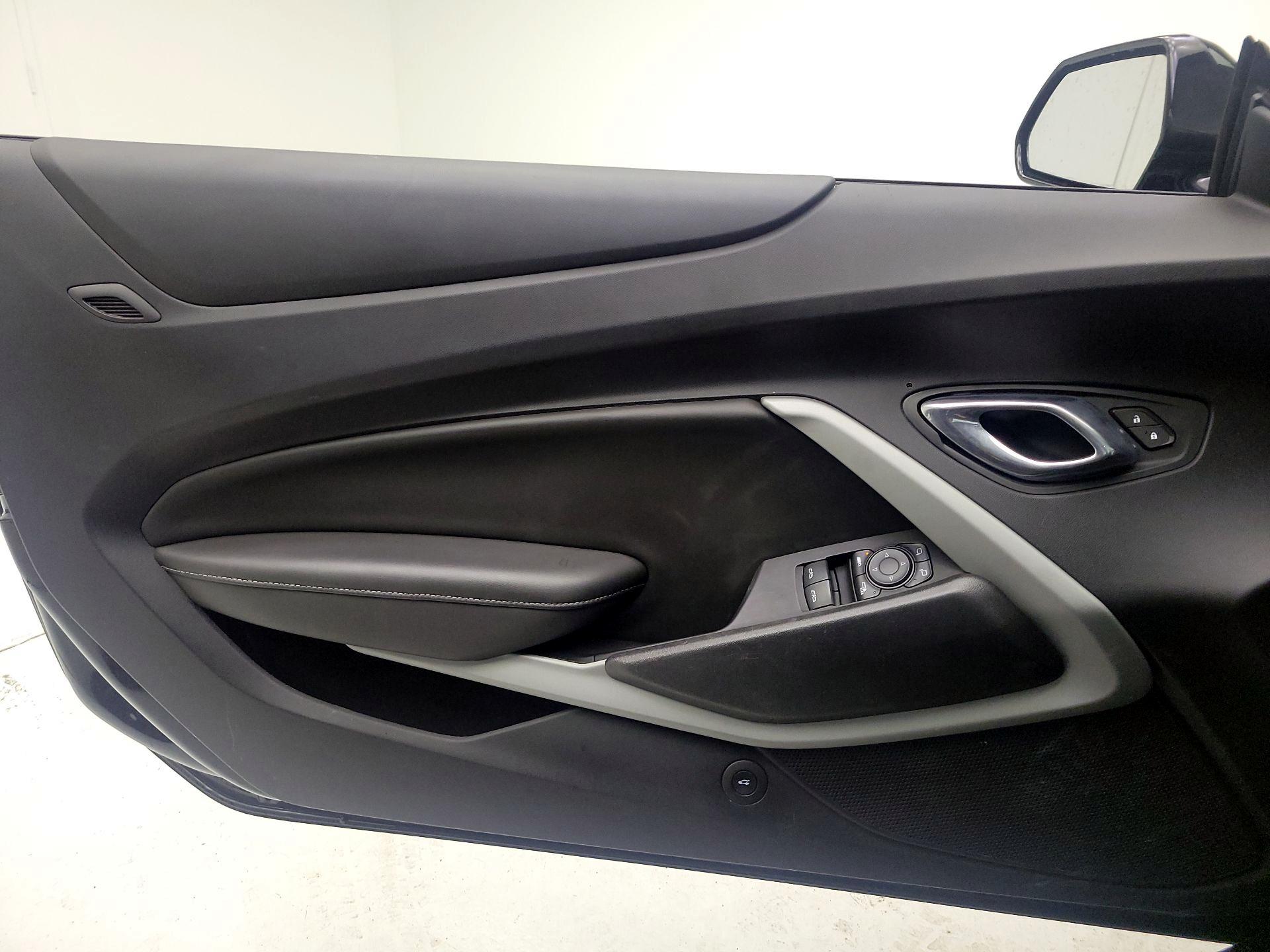 Thumbnail: 2021 Chevrolet Camaro - 10