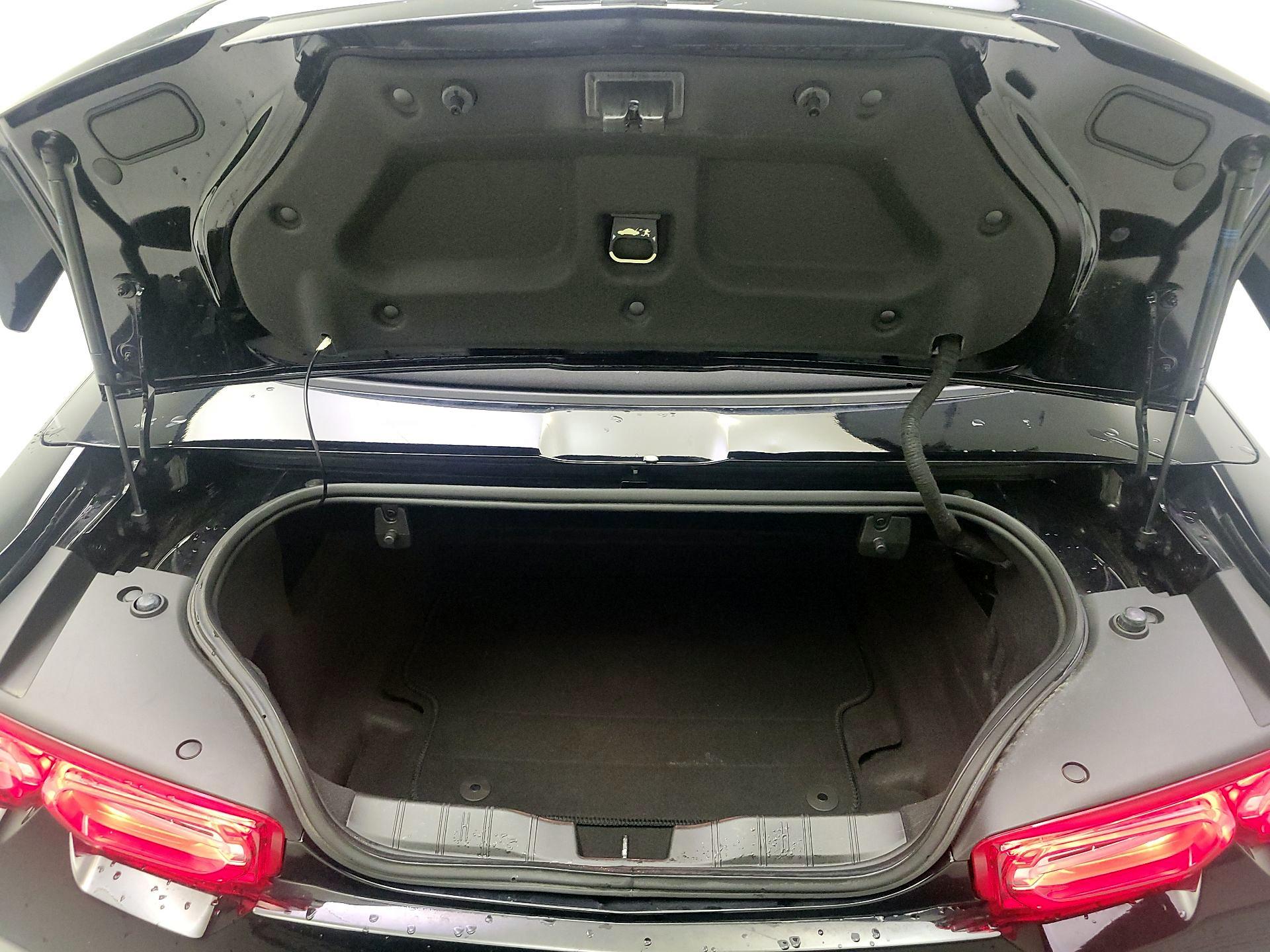 Thumbnail: 2021 Chevrolet Camaro - 16