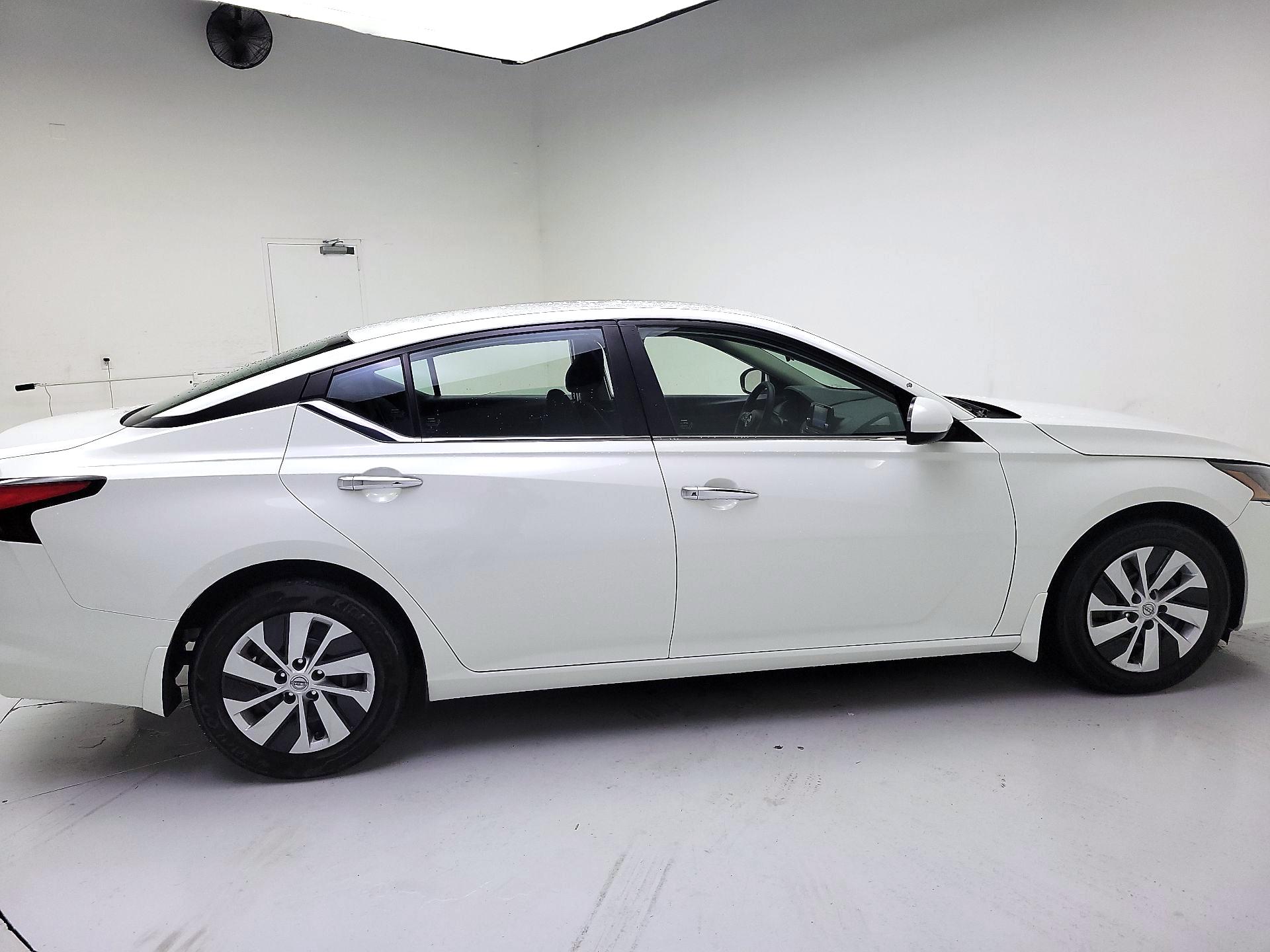 Thumbnail: 2023 Nissan Altima - 4