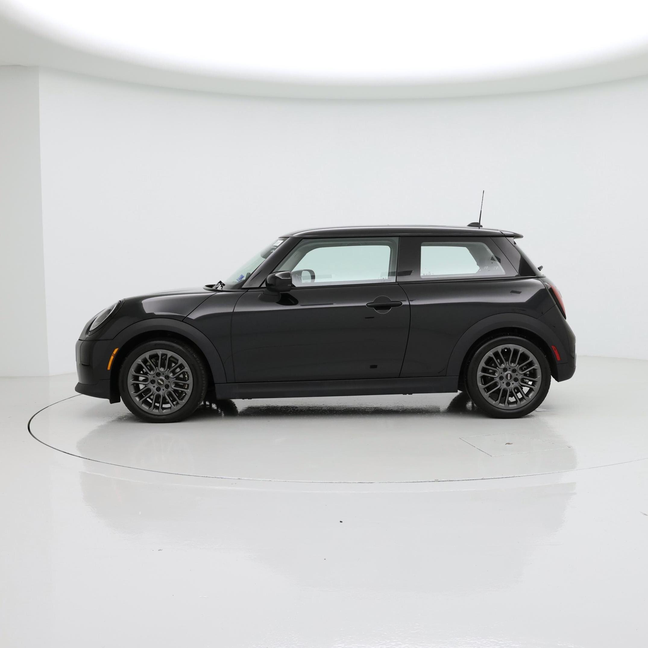 Thumbnail: 2025 MINI Cooper Hardtop - 3