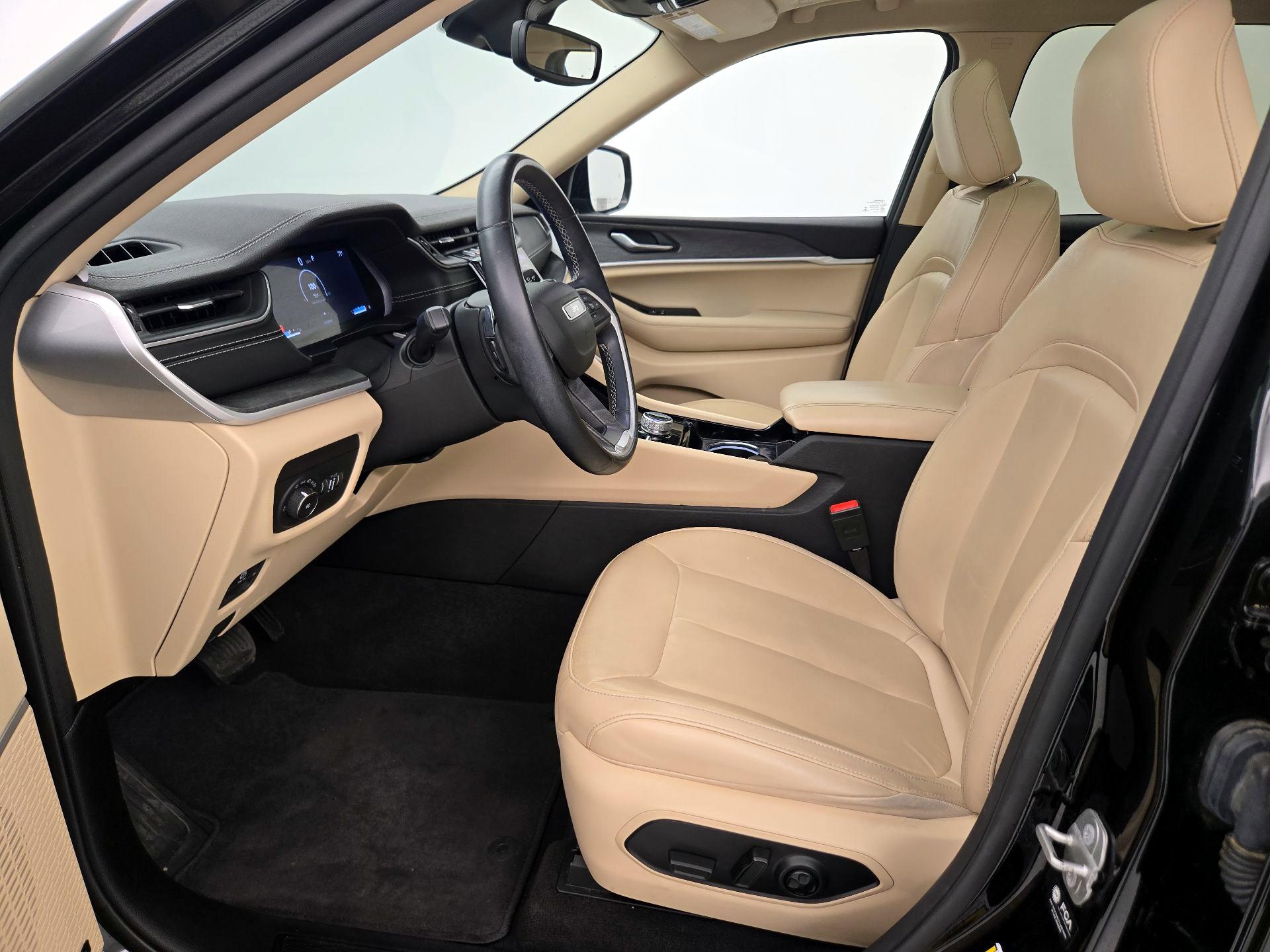 Thumbnail: 2021 Jeep Grand Cherokee L - 11