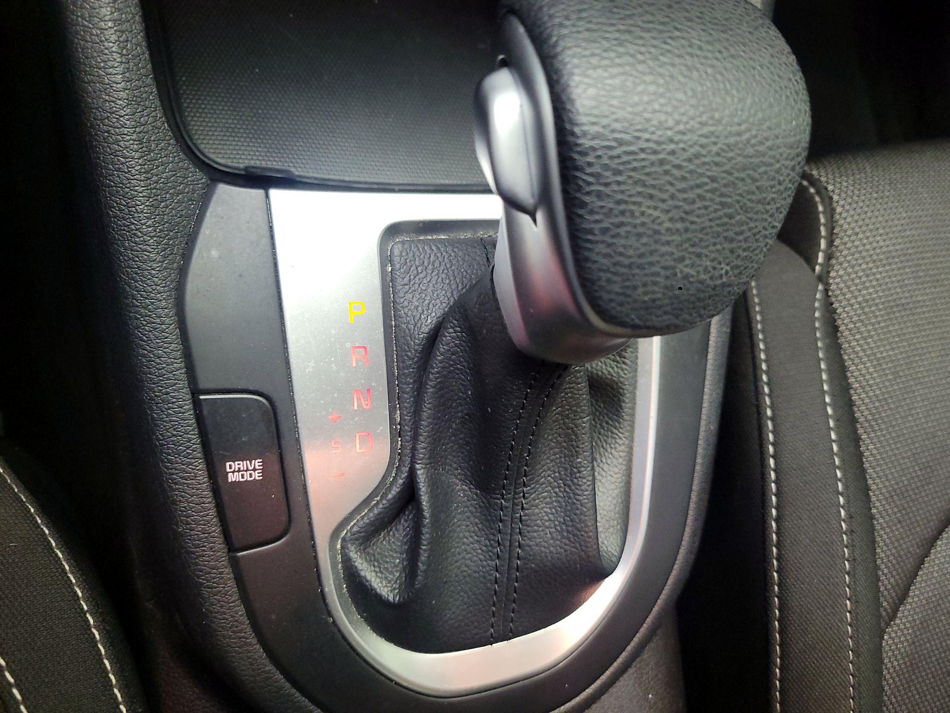 Thumbnail: 2024 Kia Forte - 13