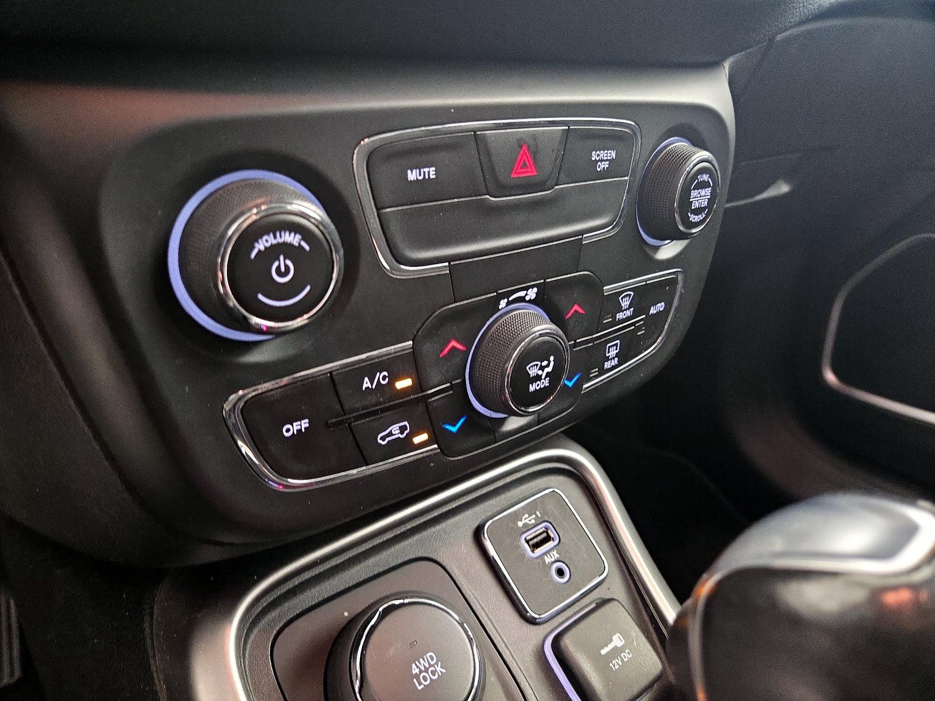 Thumbnail: 2021 Jeep Compass - 15