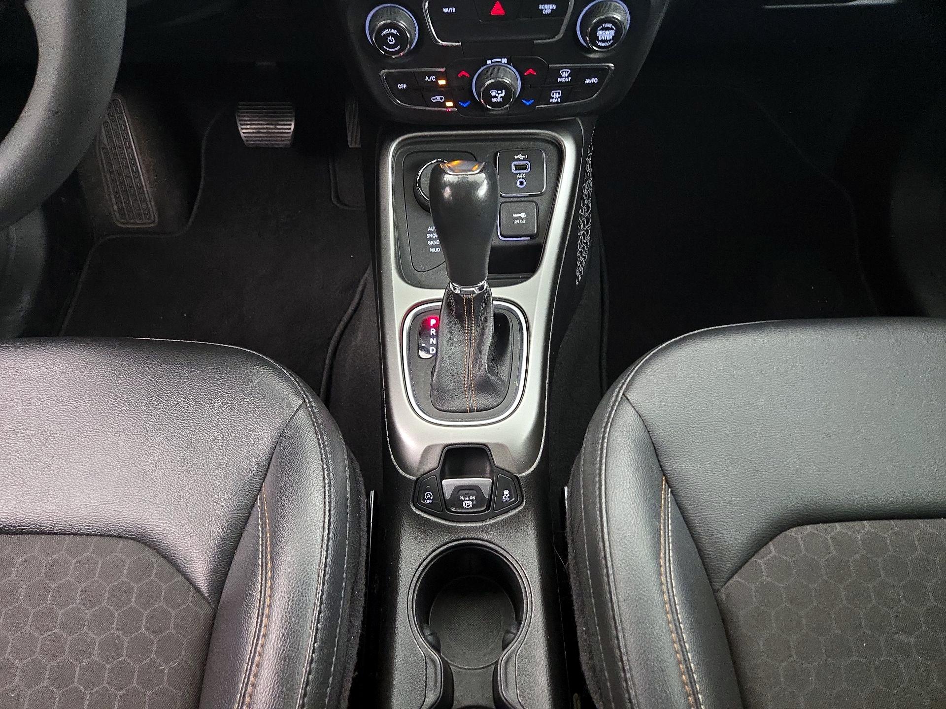 Thumbnail: 2021 Jeep Compass - 16