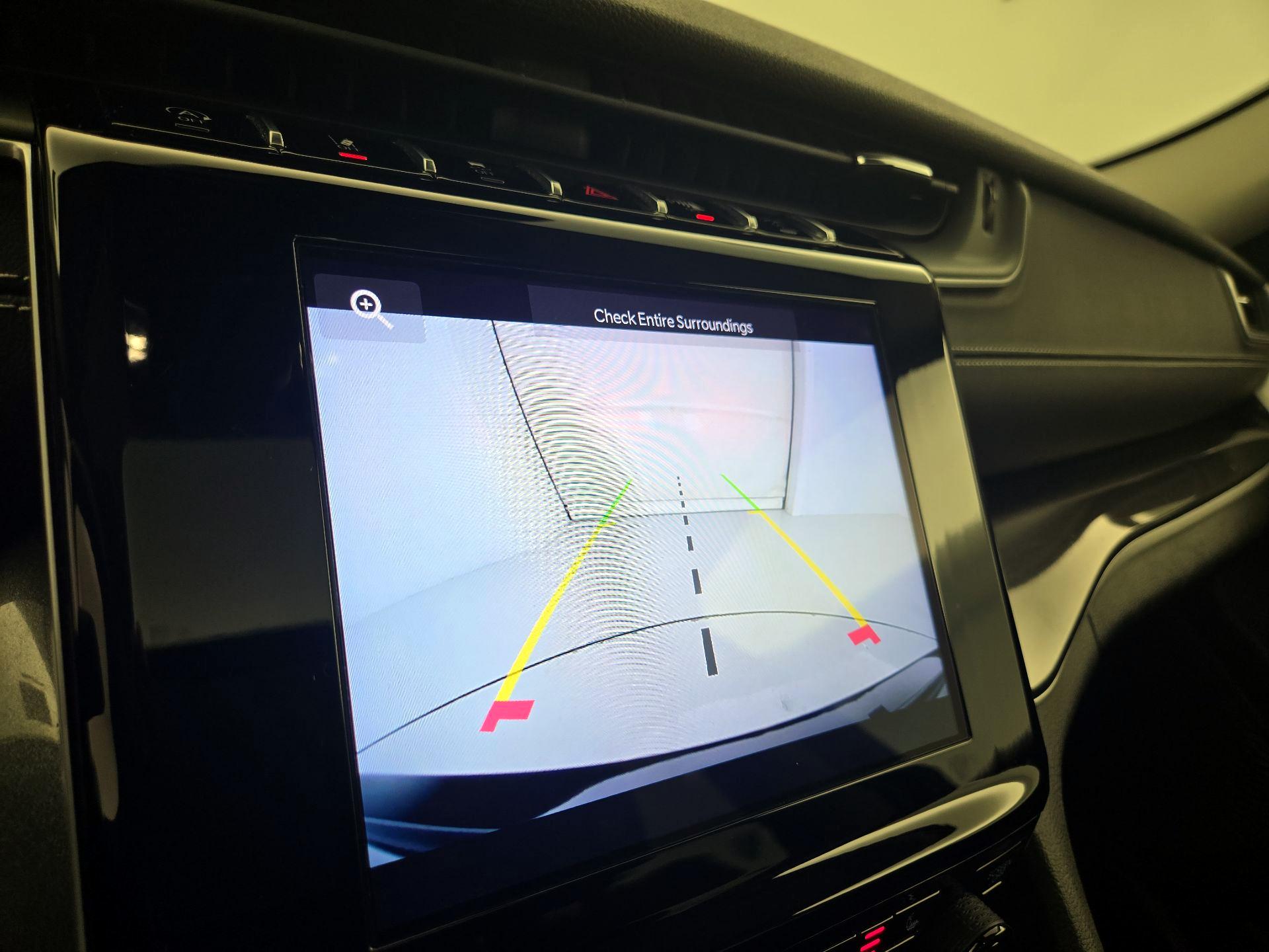 Thumbnail: 2023 Jeep Grand Cherokee - 14