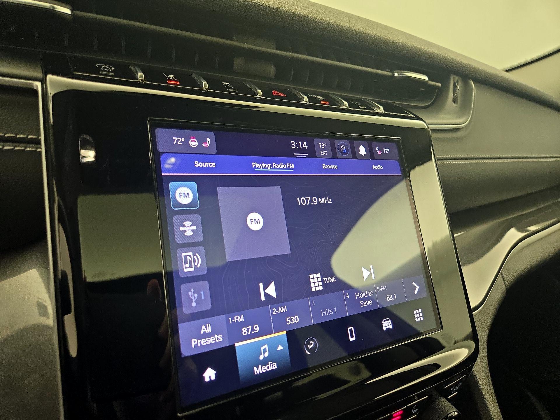 Thumbnail: 2023 Jeep Grand Cherokee - 15