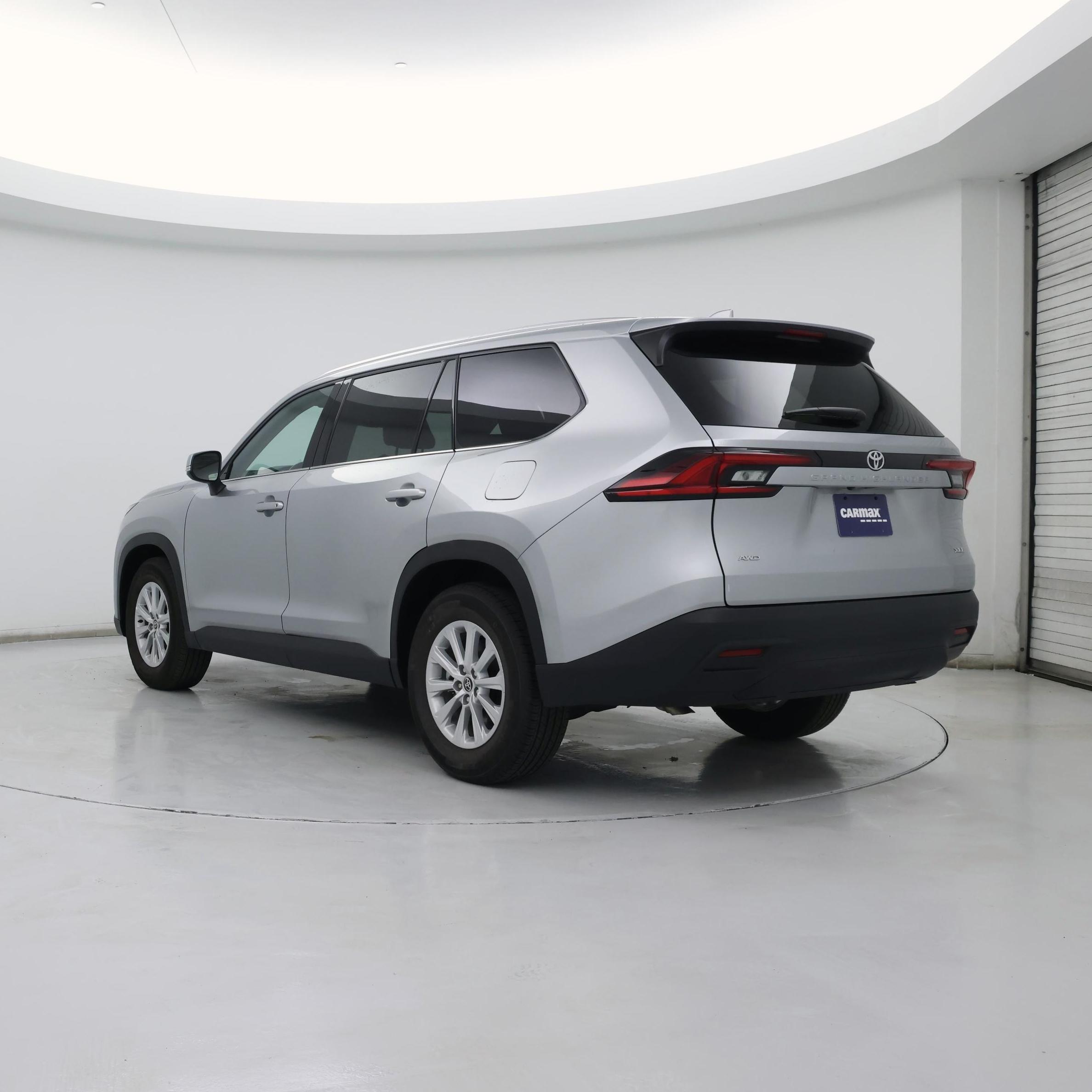 Thumbnail: 2025 Toyota Grand Highlander - 2