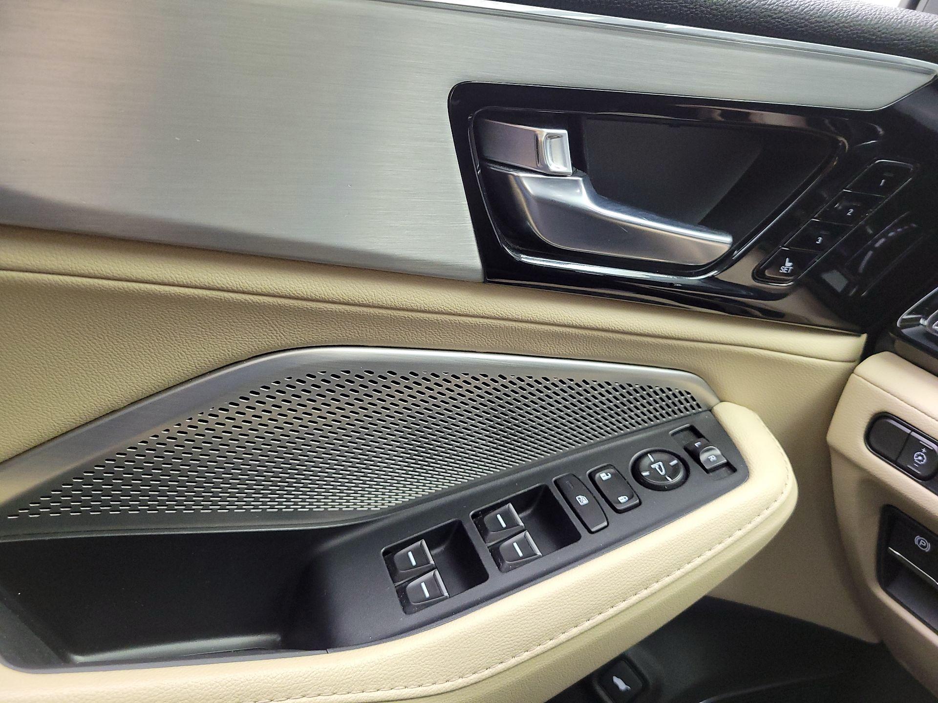 Thumbnail: 2023 Acura MDX - 10