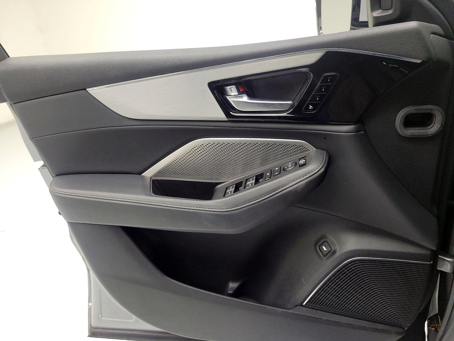 Thumbnail: 2023 Acura MDX - 10