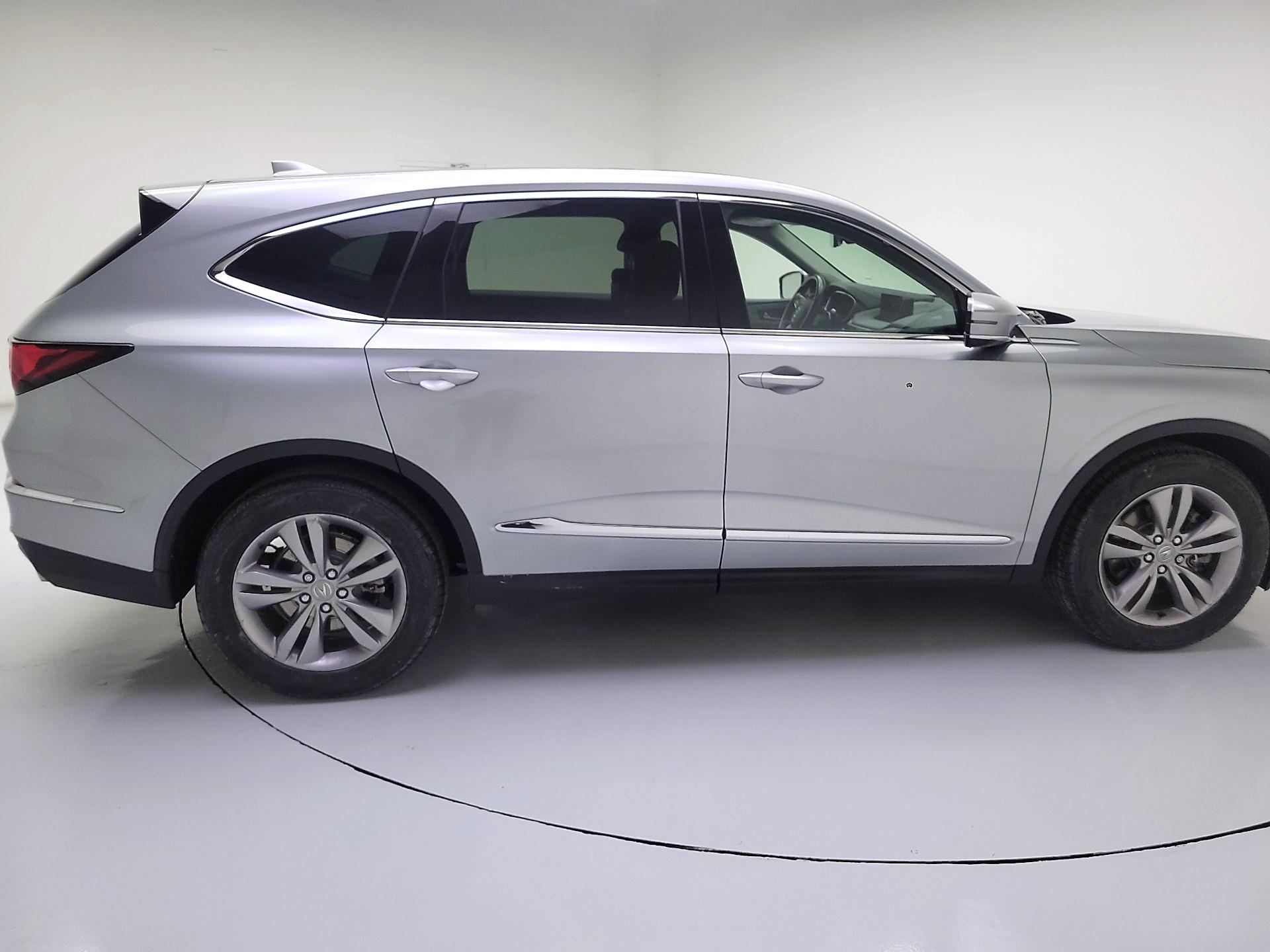 Thumbnail: 2023 Acura MDX - 4