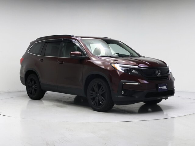 Red (Burgundy) 2022 Honda Pilot SE AWD SUV / Crossover All-Wheel Drive Automatic