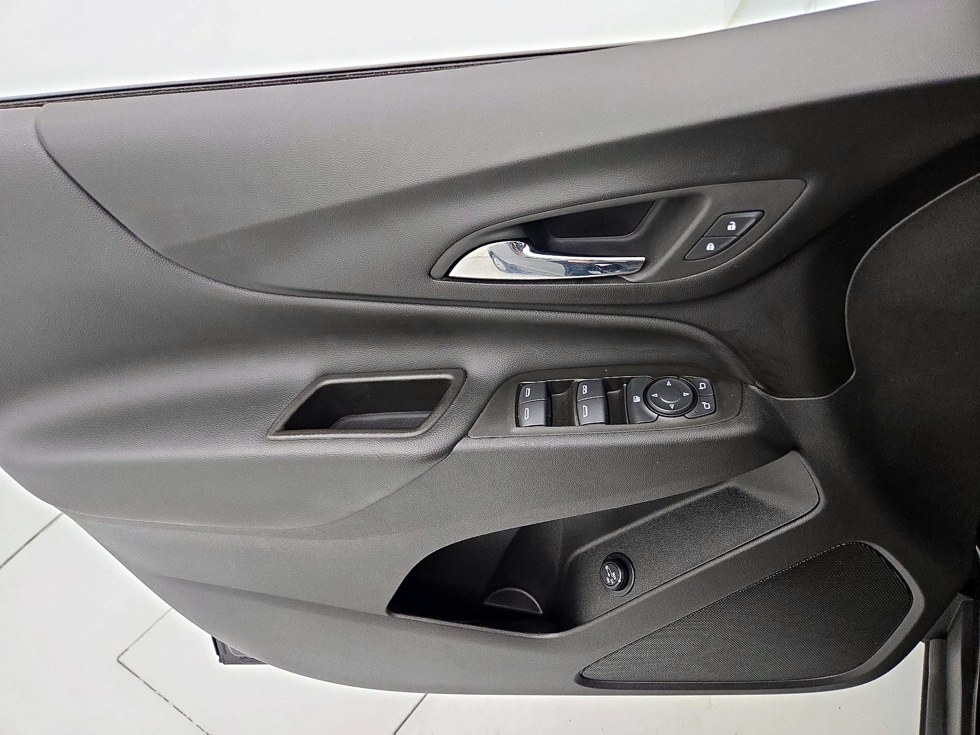 Thumbnail: 2023 Chevrolet Equinox - 12