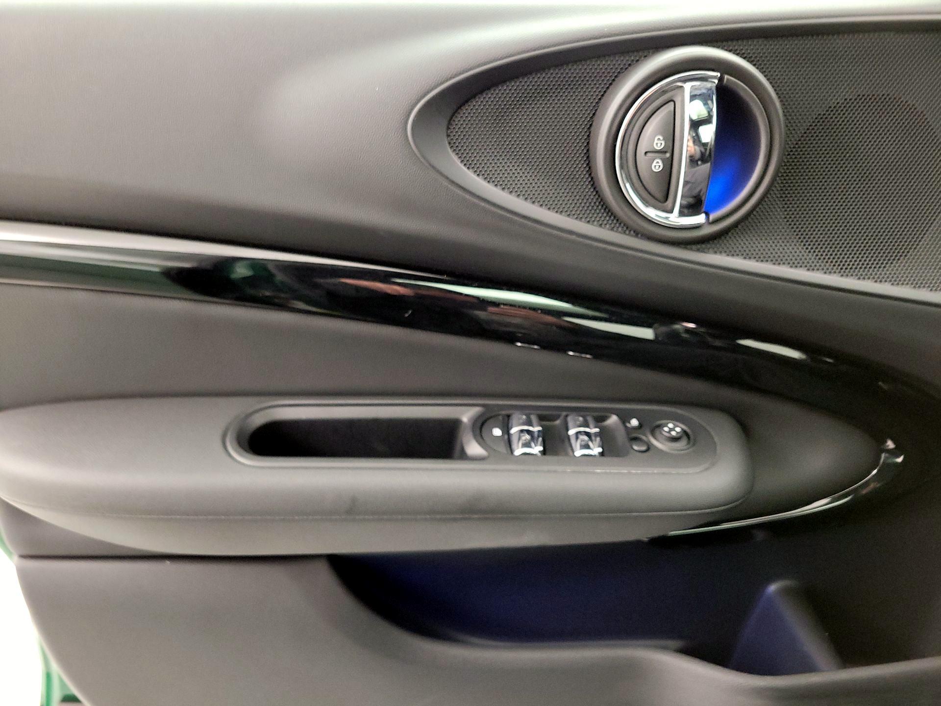 Thumbnail: 2022 MINI Cooper Clubman - 12