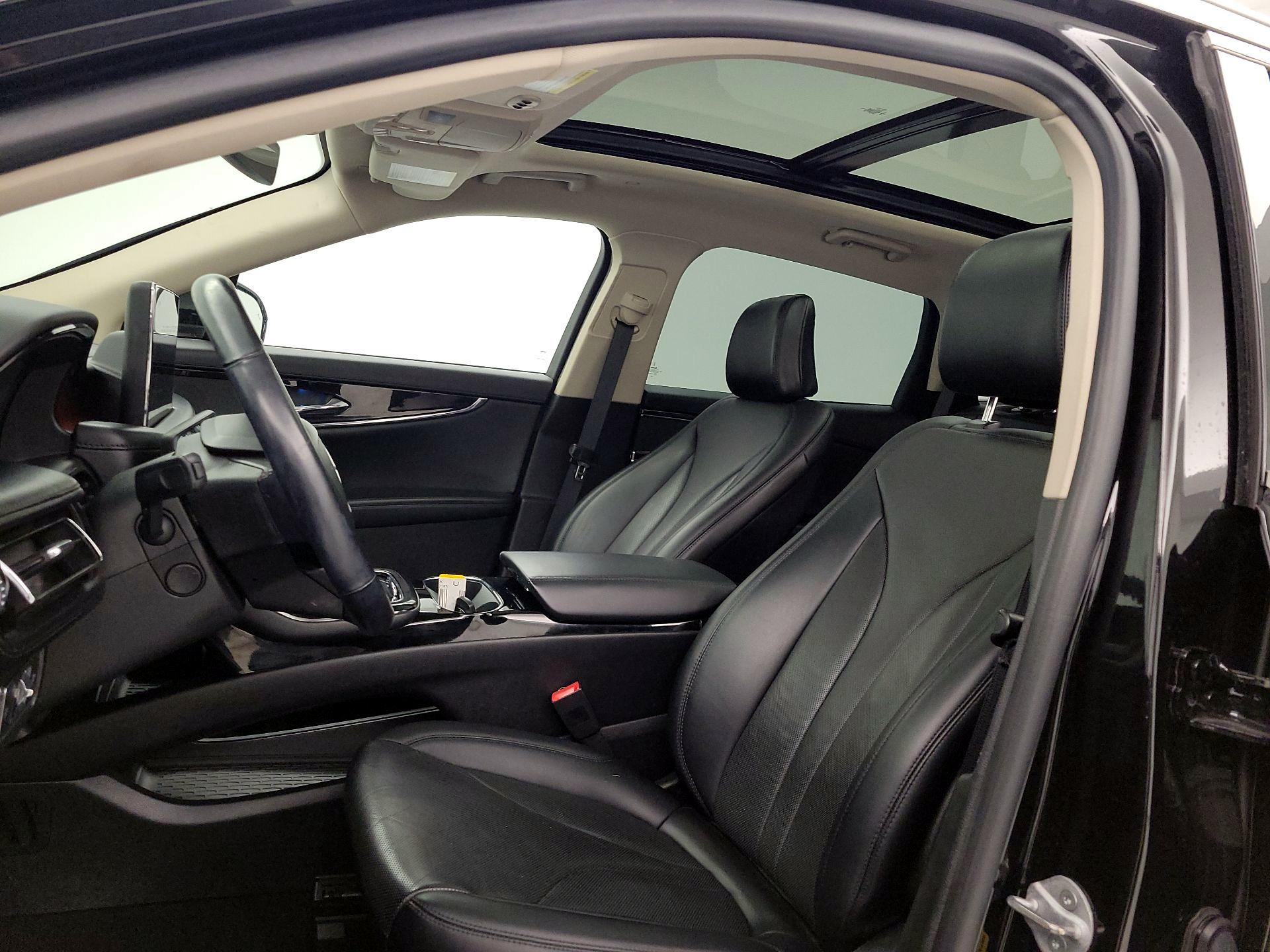 Thumbnail: 2022 Lincoln Nautilus - 20