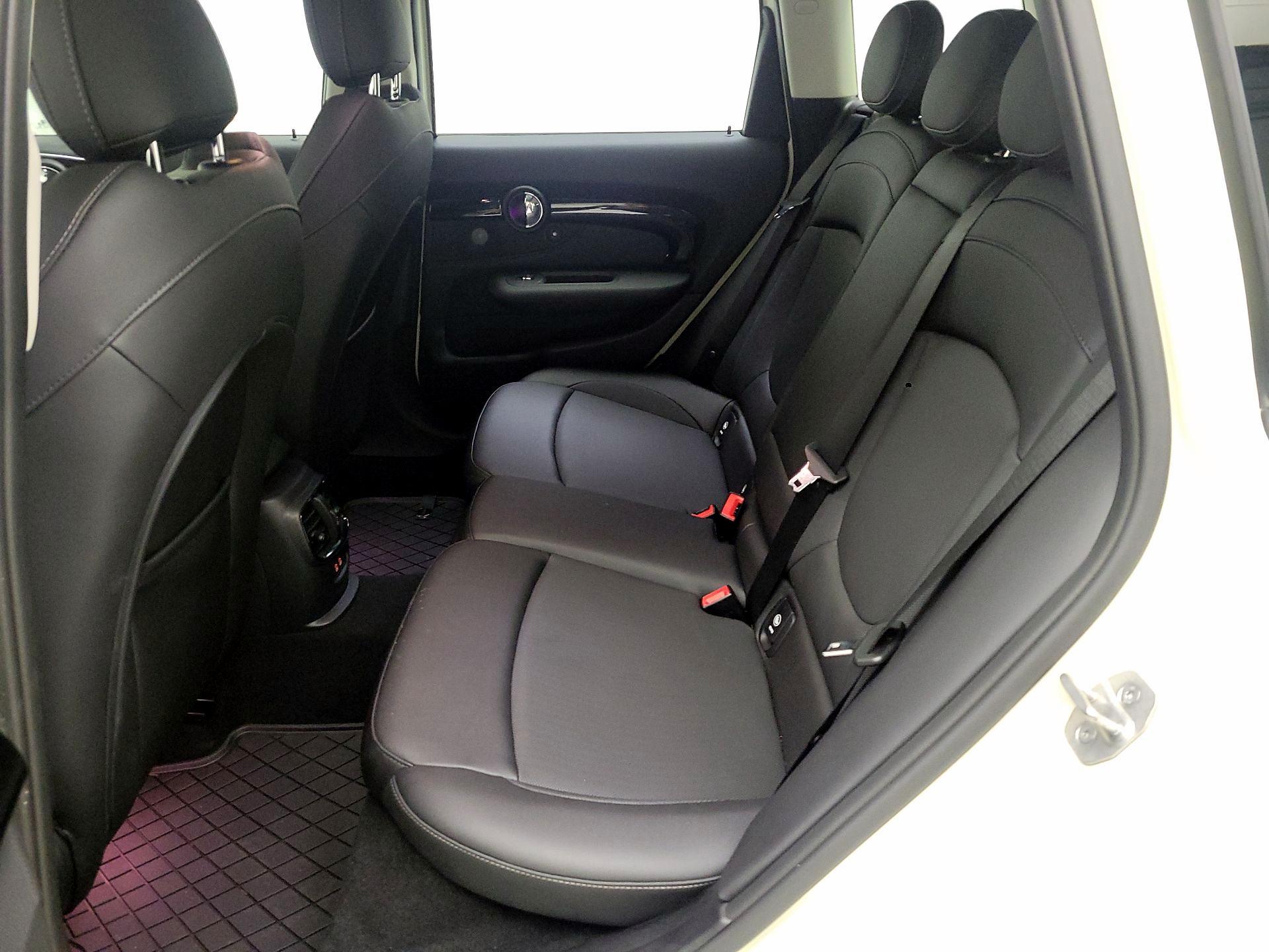 Thumbnail: 2023 MINI Cooper Clubman - 19