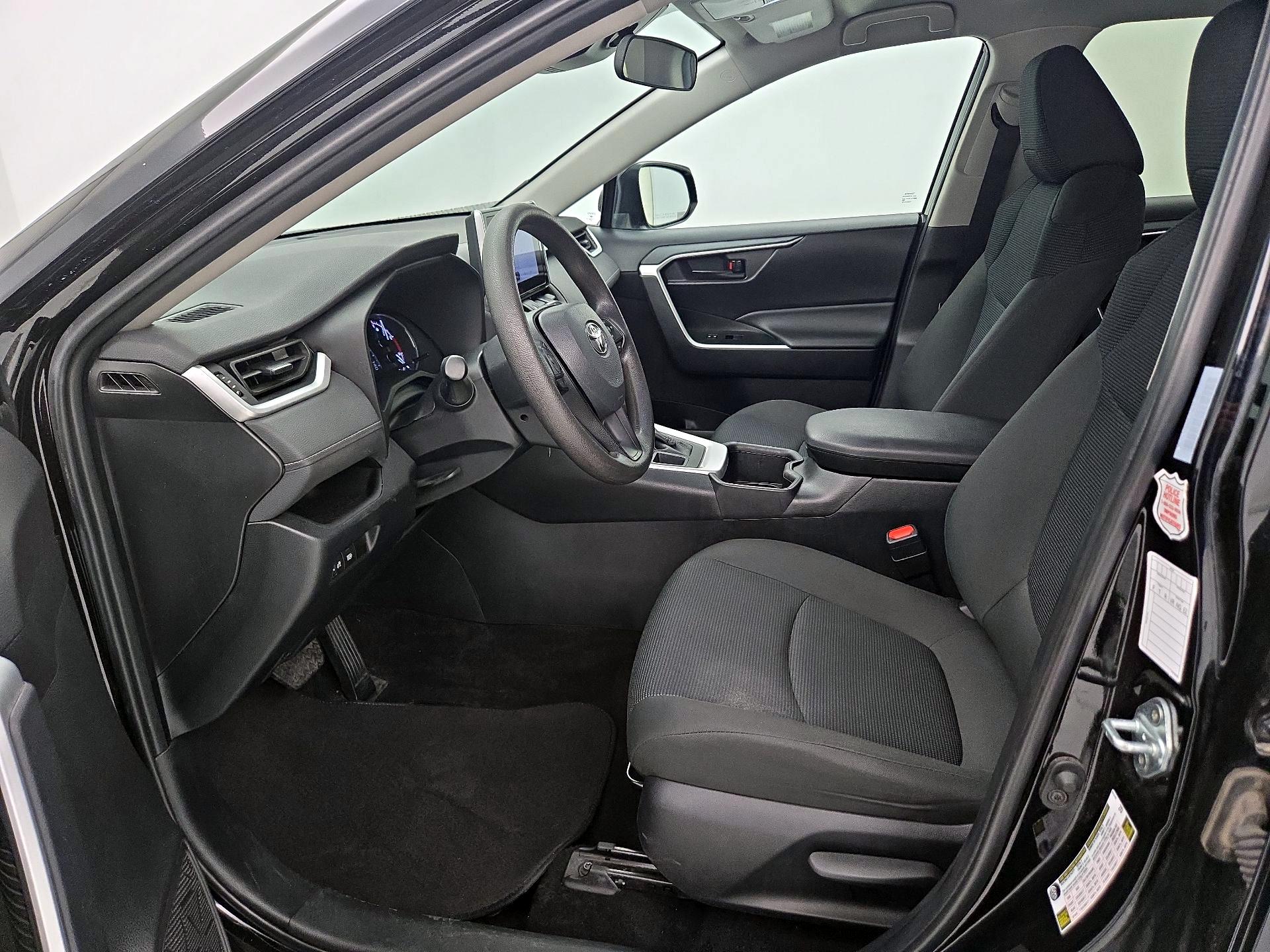 Thumbnail: 2024 Toyota RAV4 - 11