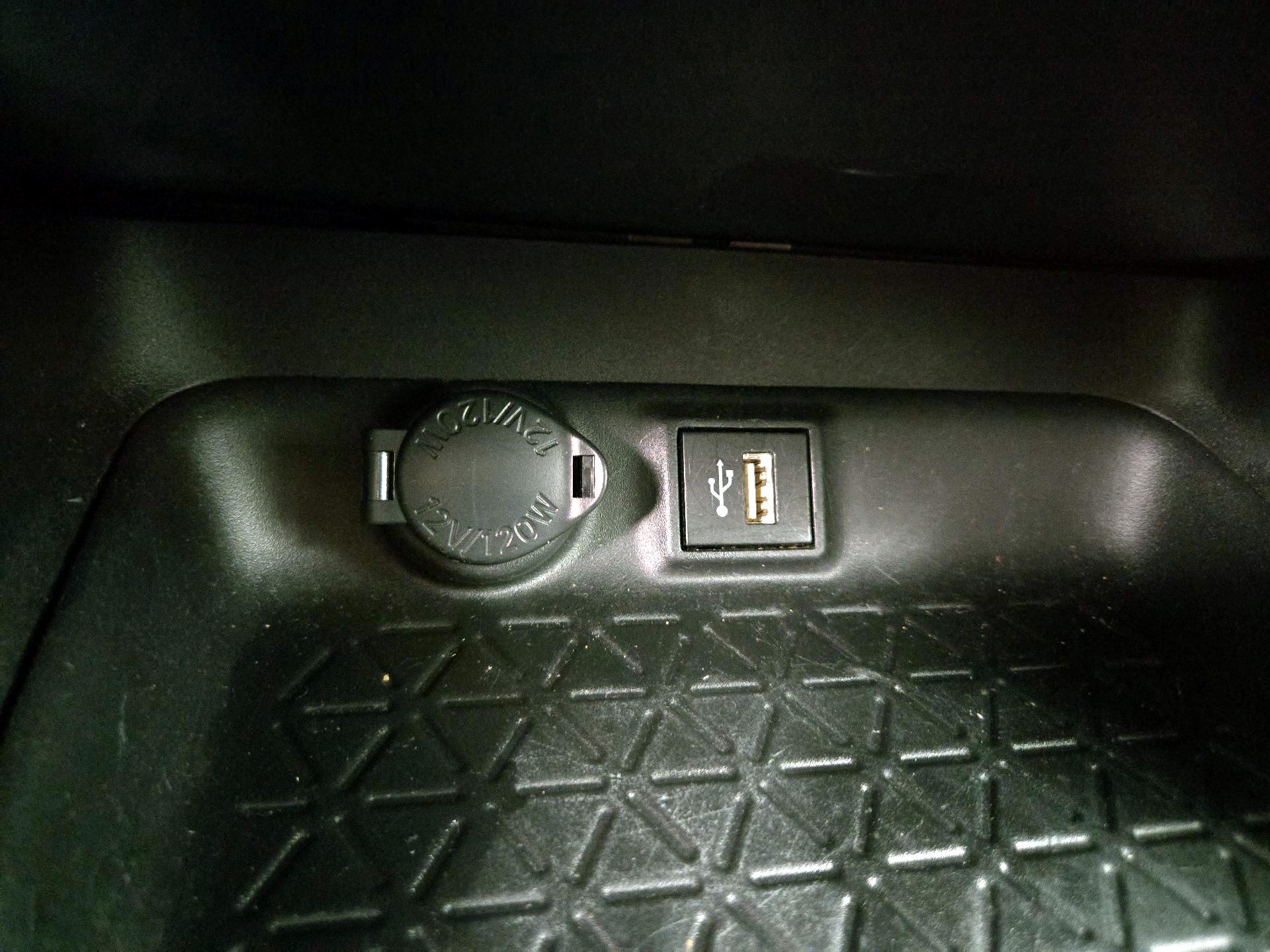 Thumbnail: 2024 Toyota RAV4 - 18