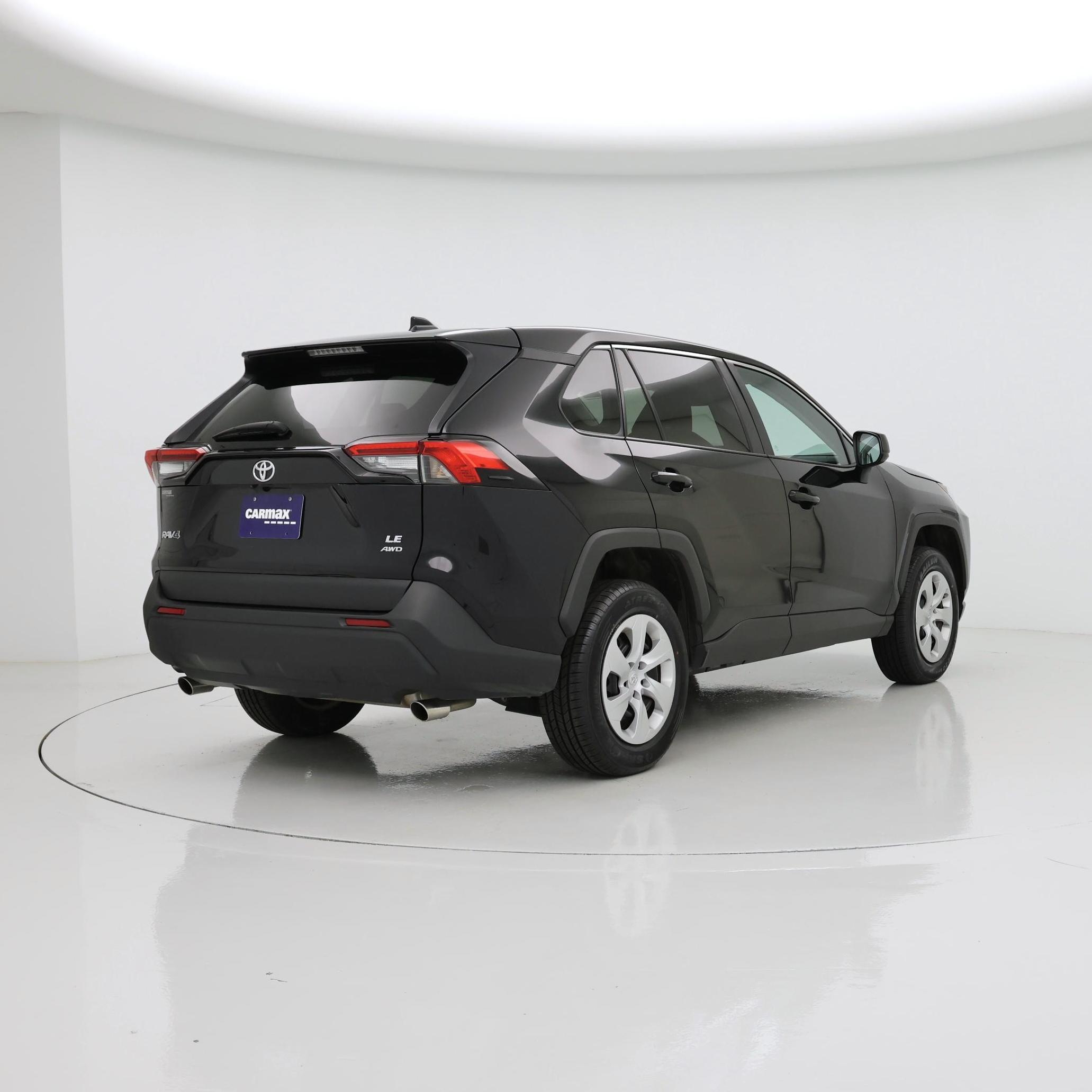 Thumbnail: 2024 Toyota RAV4 - 8