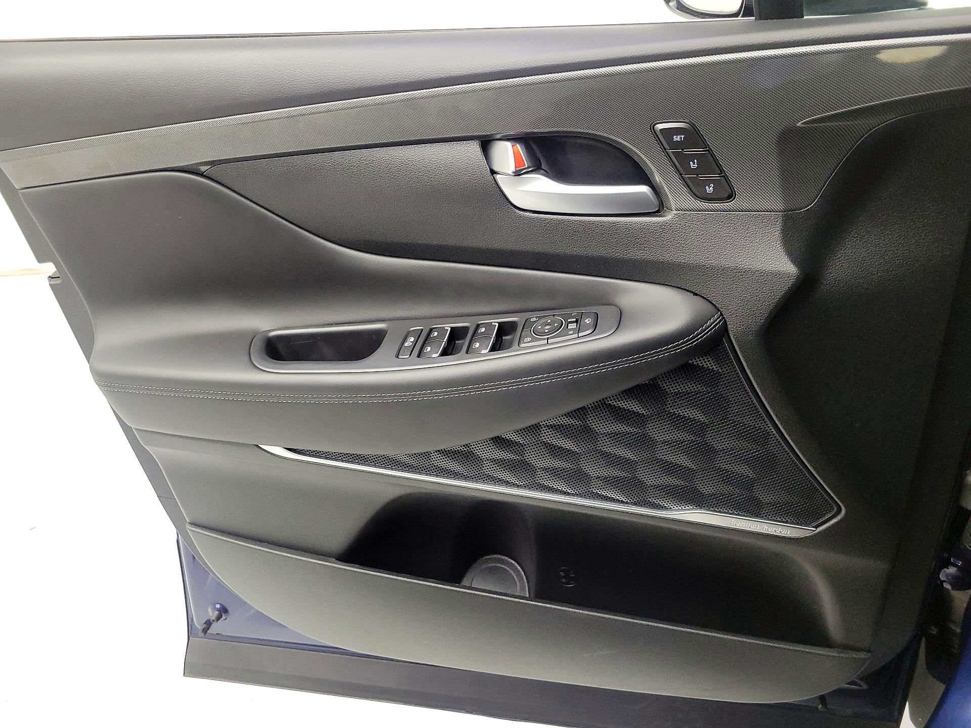 Thumbnail: 2023 Hyundai Santa Fe - 12