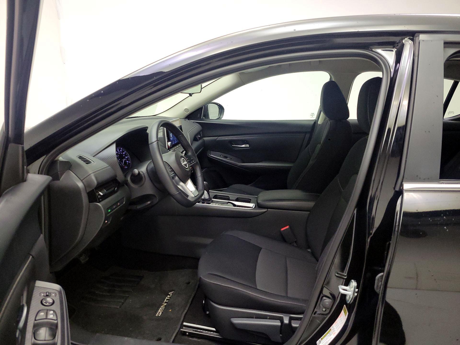 Thumbnail: 2024 Nissan Sentra - 9