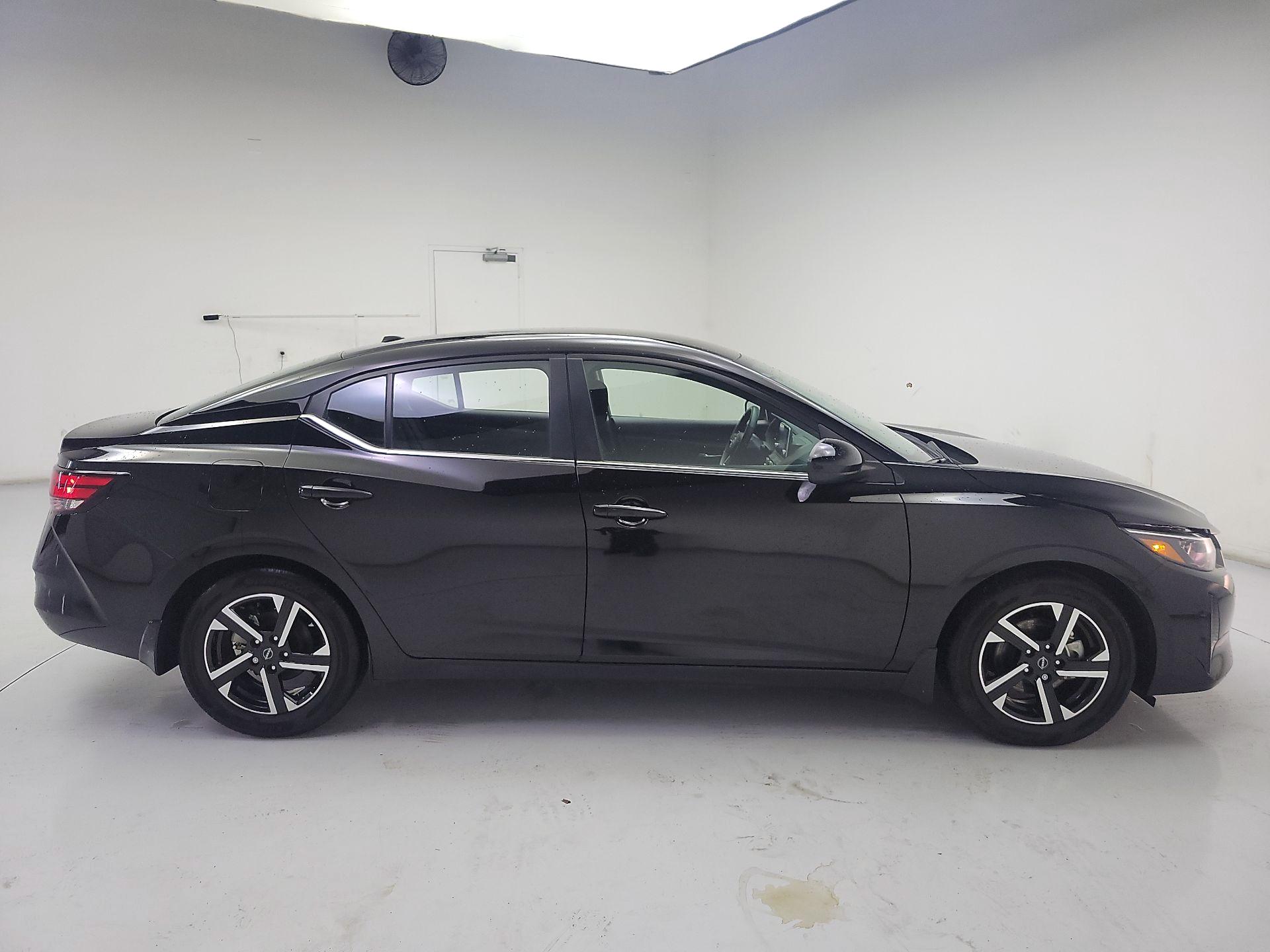 Thumbnail: 2024 Nissan Sentra - 4