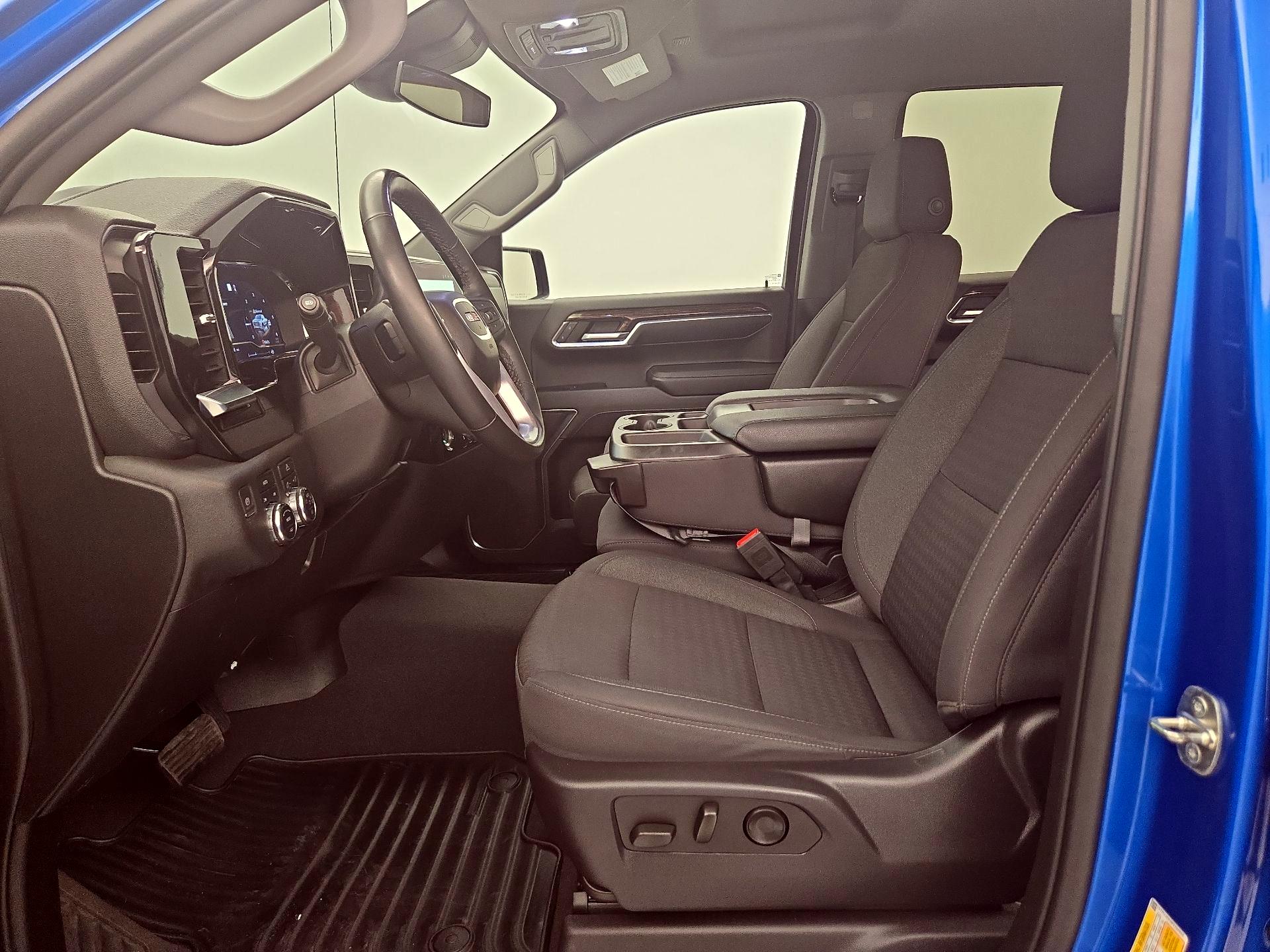 Thumbnail: 2023 GMC Sierra 1500 - 11