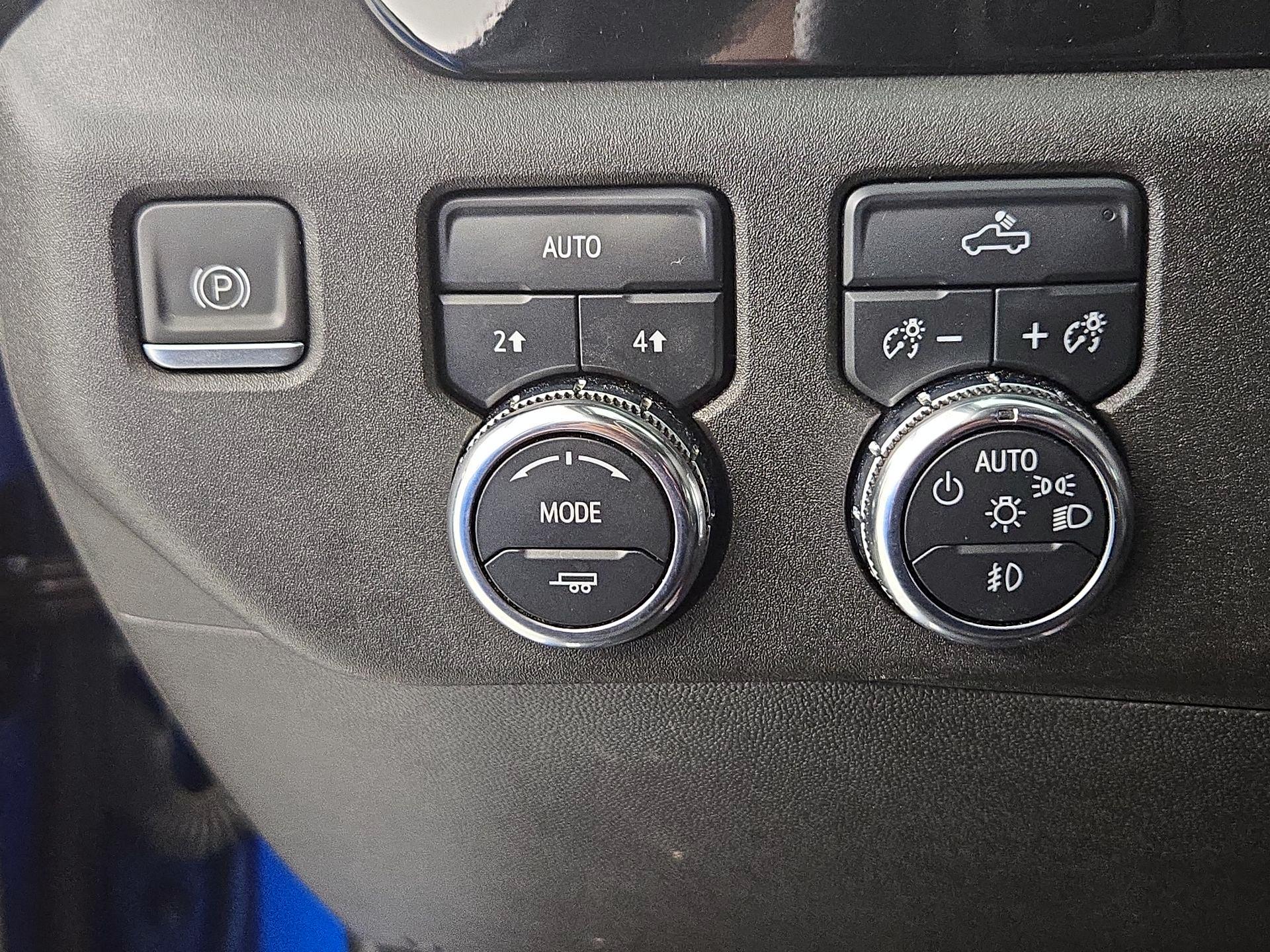 Thumbnail: 2023 GMC Sierra 1500 - 13