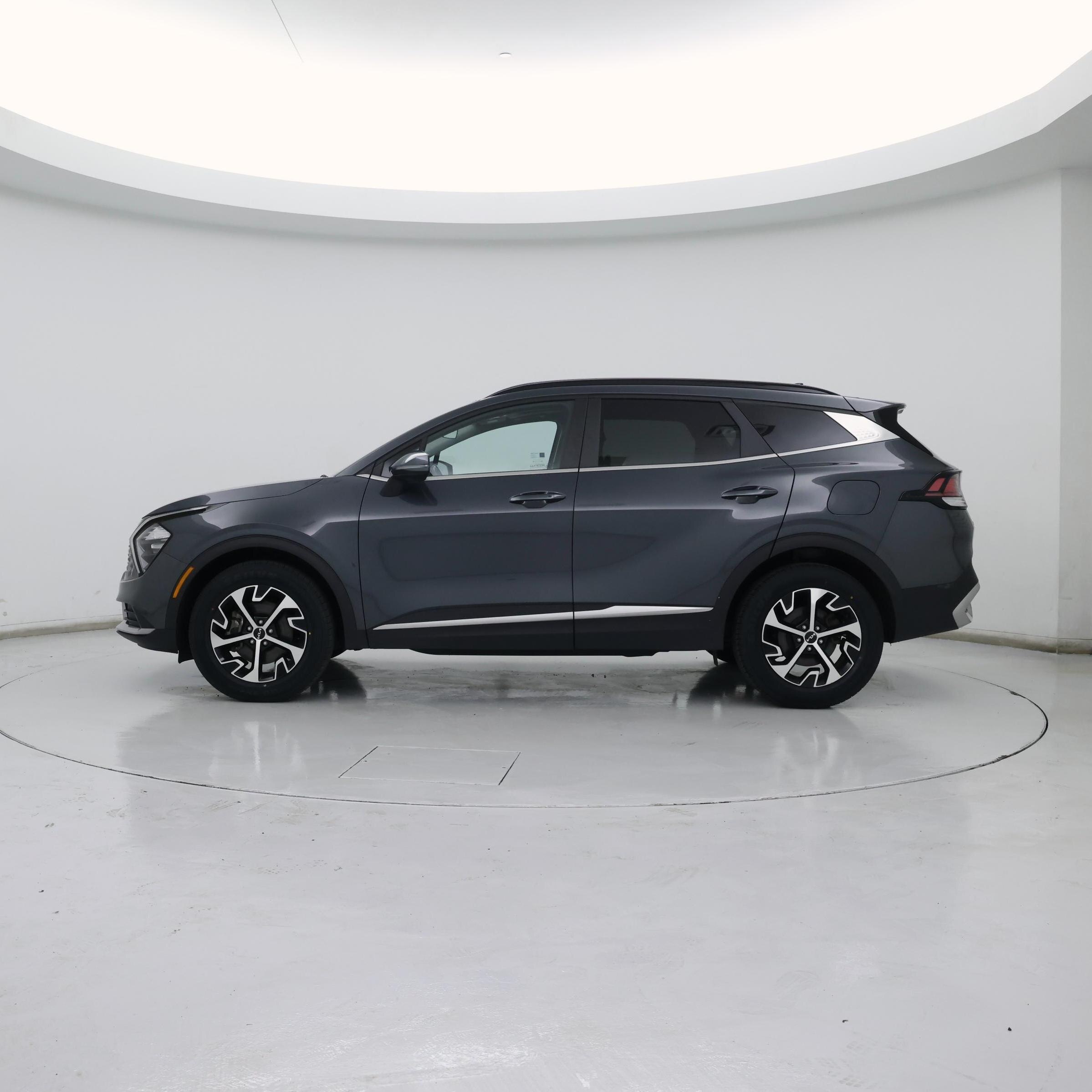 Thumbnail: 2023 Kia Sportage - 3