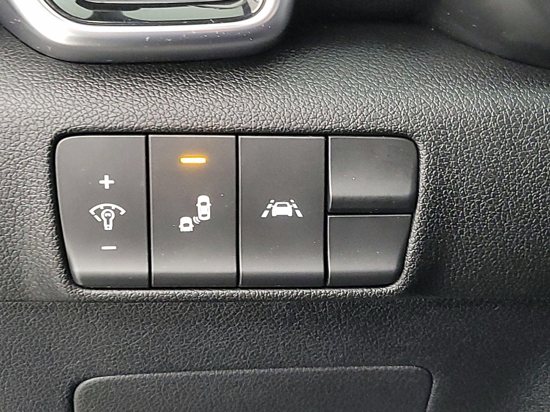 Thumbnail: 2022 Kia Sportage - 13