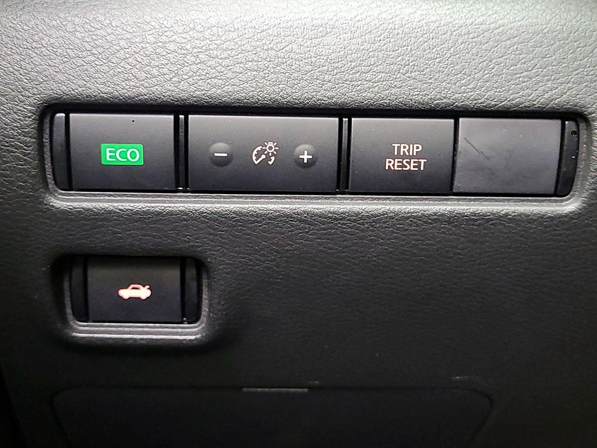 Thumbnail: 2023 Nissan Sentra - 11