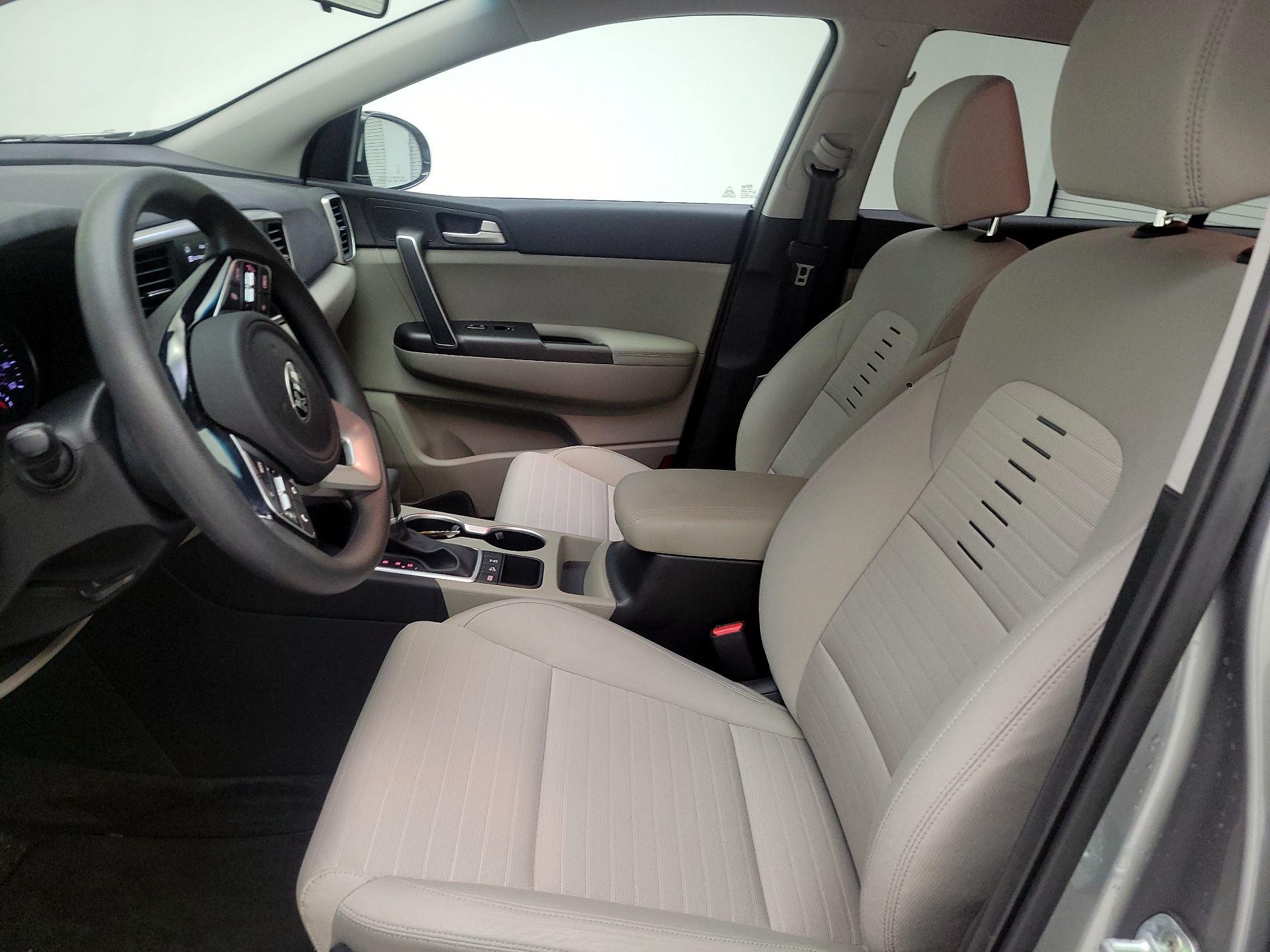 Thumbnail: 2022 Kia Sportage - 9