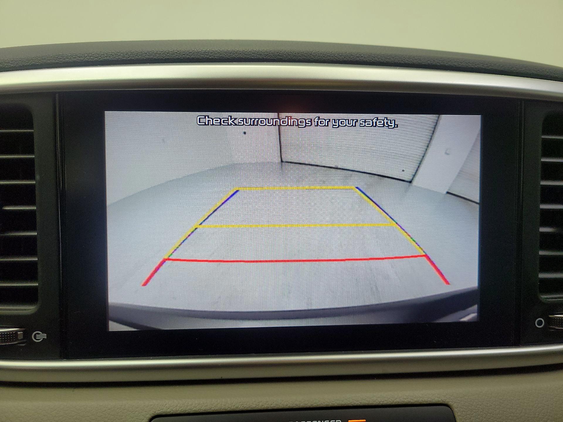 Thumbnail: 2022 Kia Sportage - 12