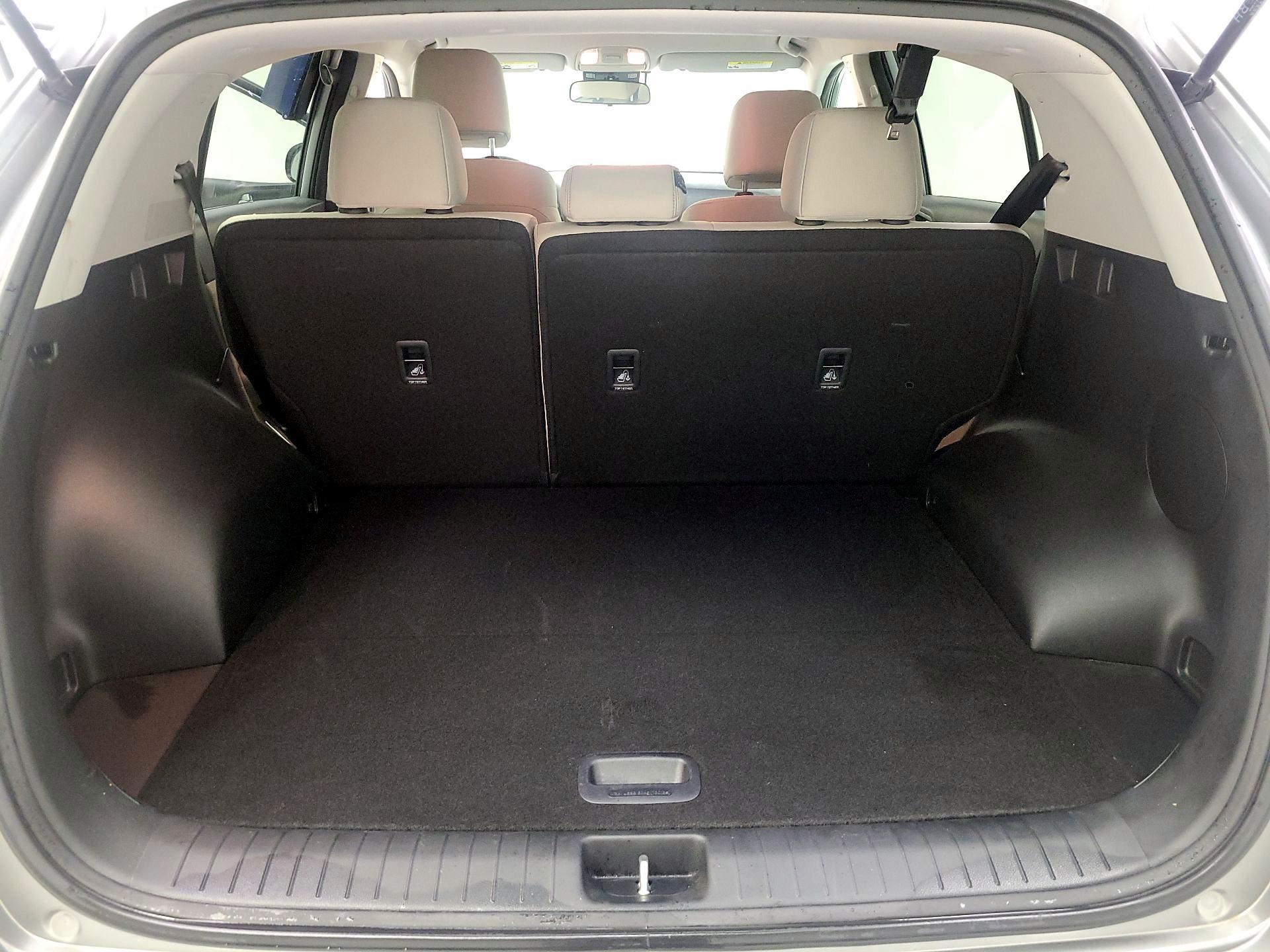 Thumbnail: 2022 Kia Sportage - 18