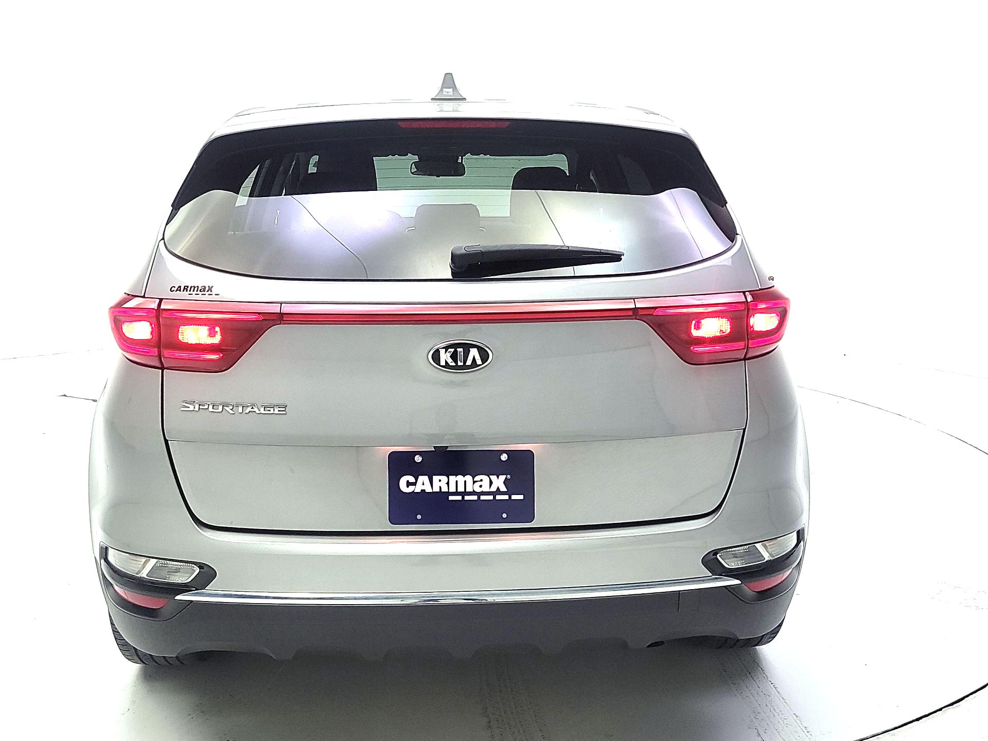 Thumbnail: 2022 Kia Sportage - 6