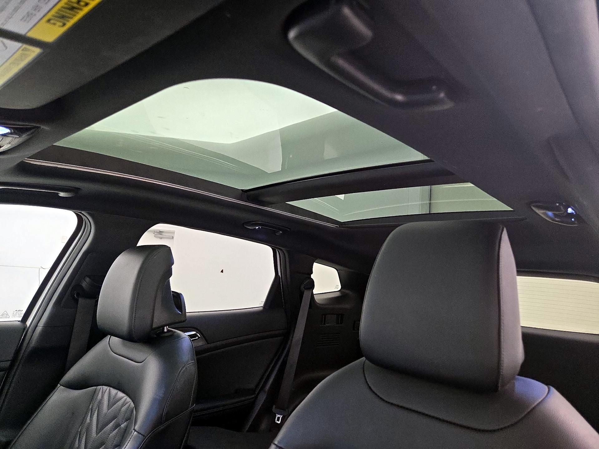 Thumbnail: 2023 Kia Sportage - 20