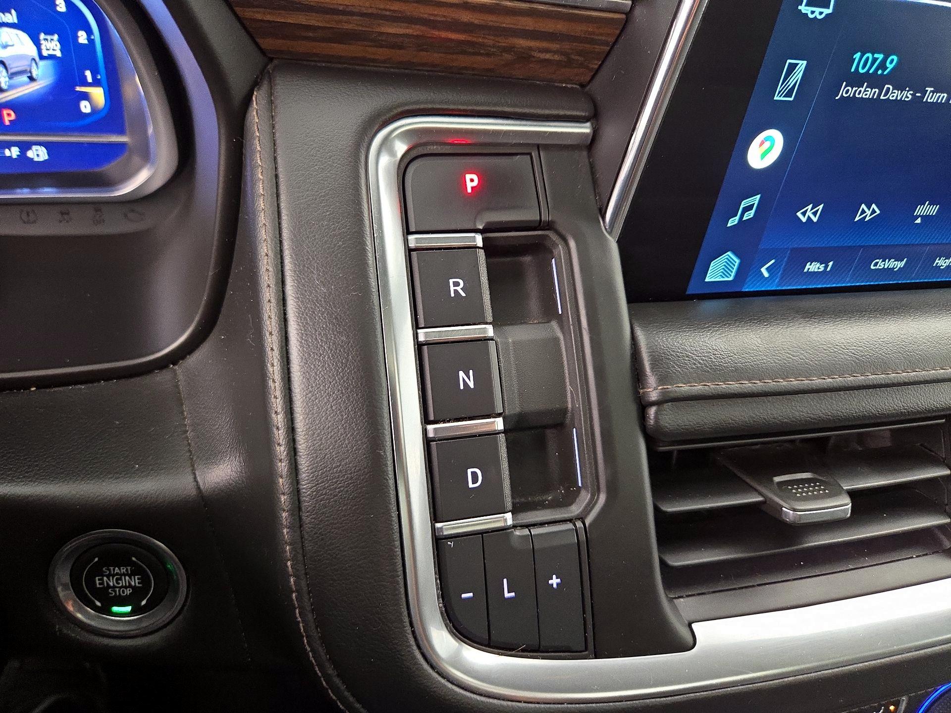 Thumbnail: 2022 Chevrolet Tahoe - 18