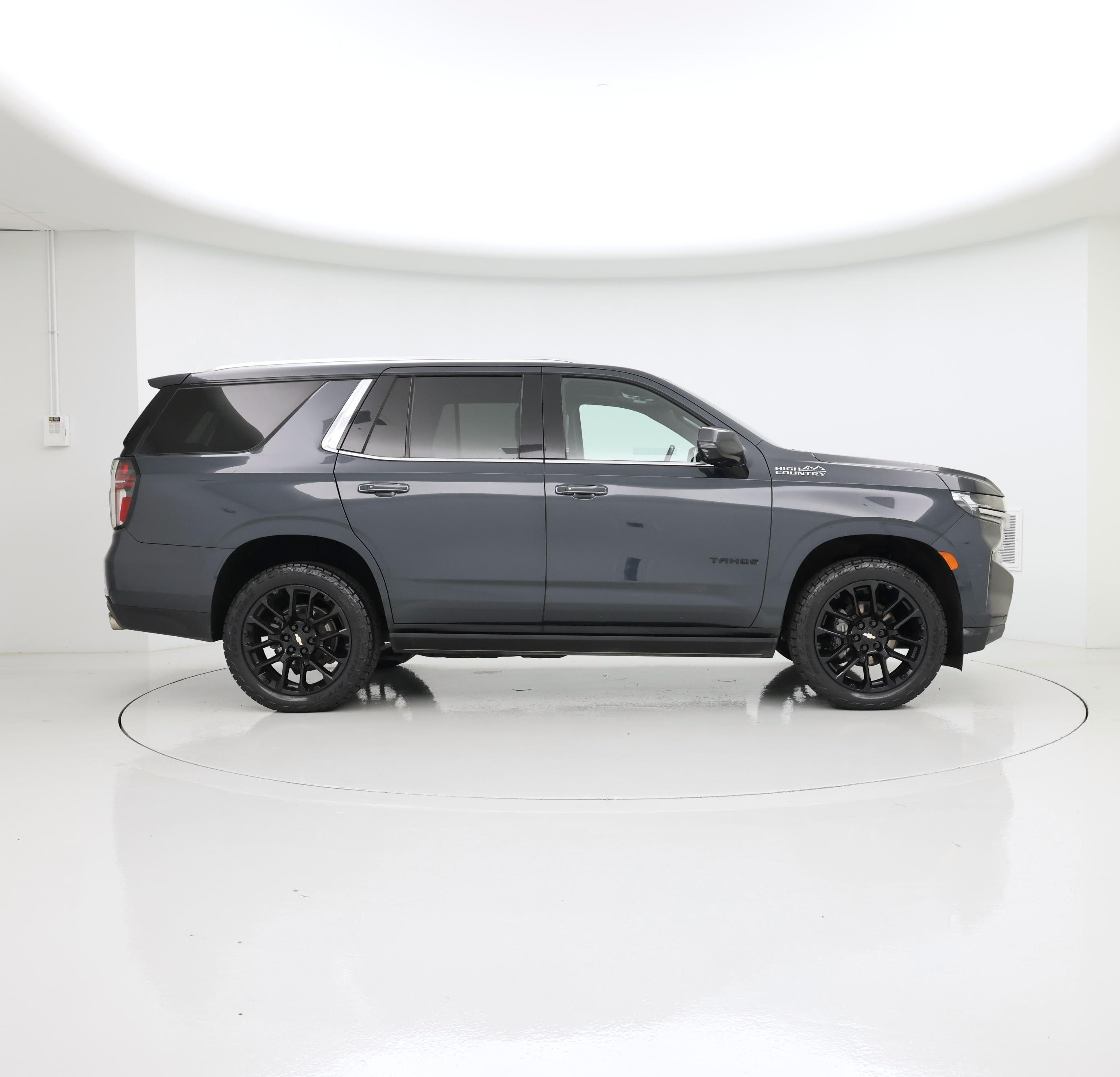 Thumbnail: 2022 Chevrolet Tahoe - 7