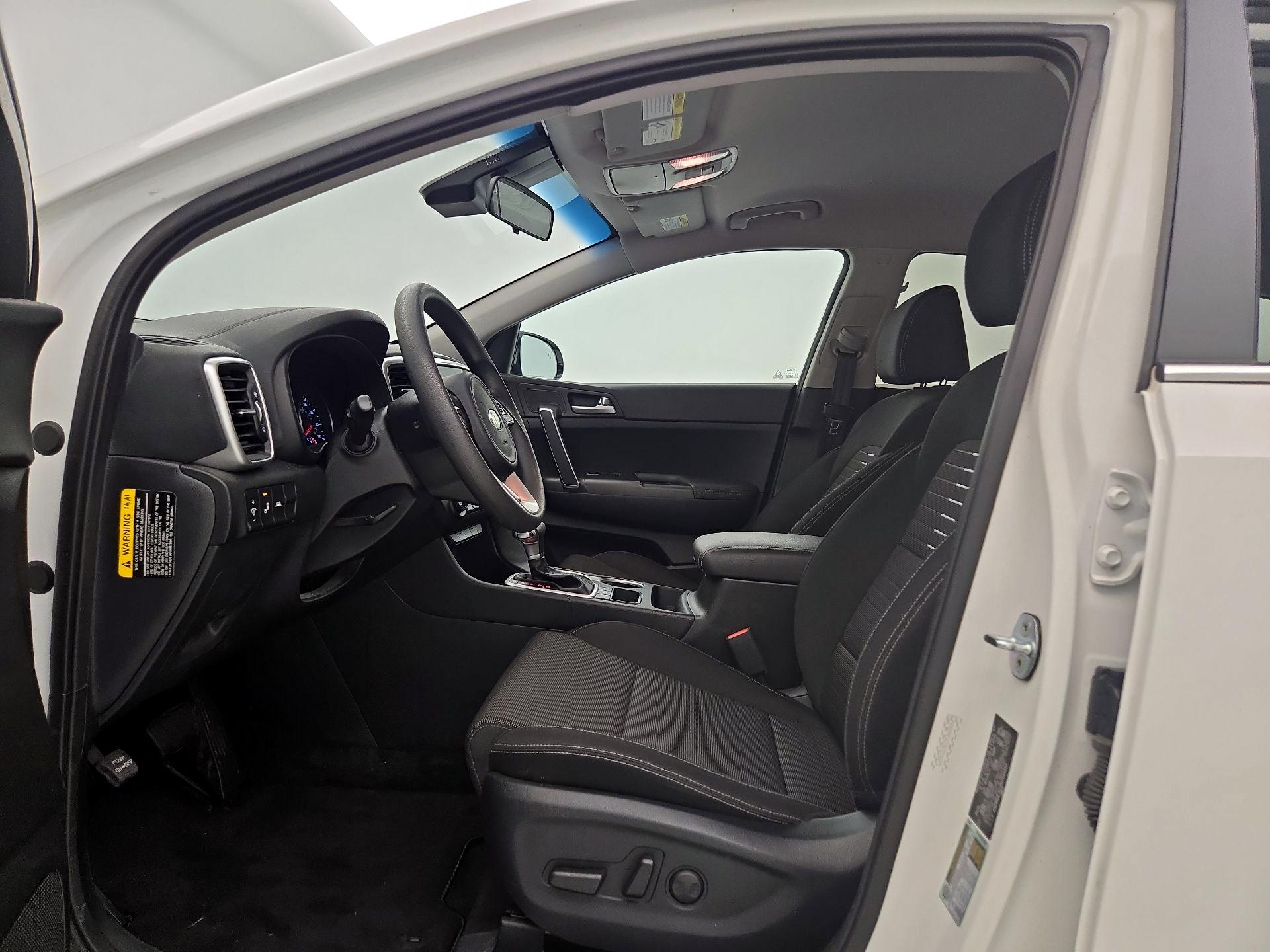 Thumbnail: 2022 Kia Sportage - 11