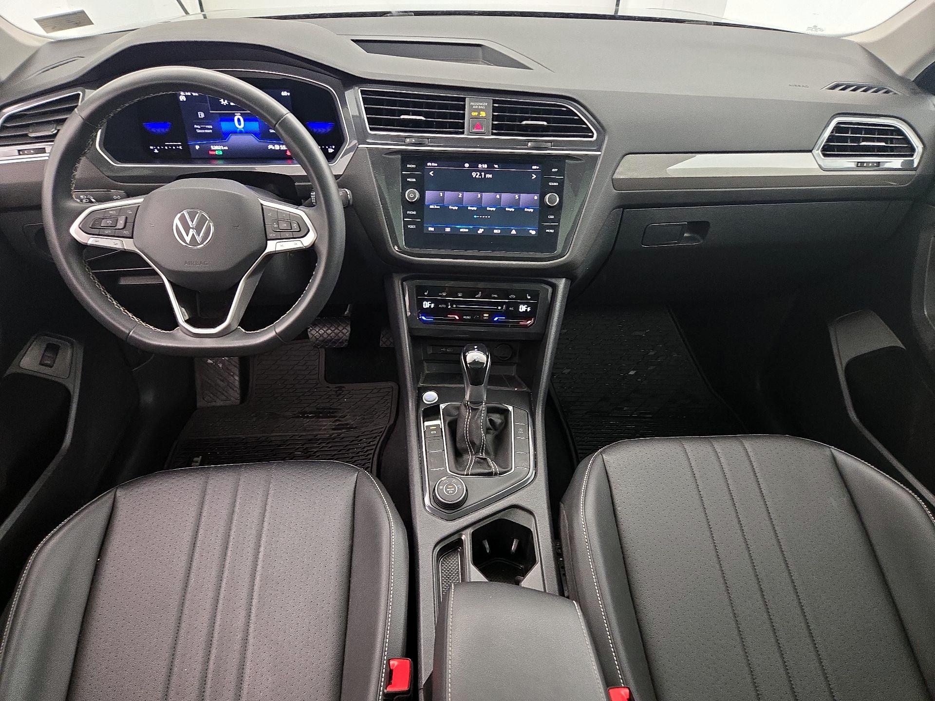 Thumbnail: 2022 Volkswagen Tiguan - 9