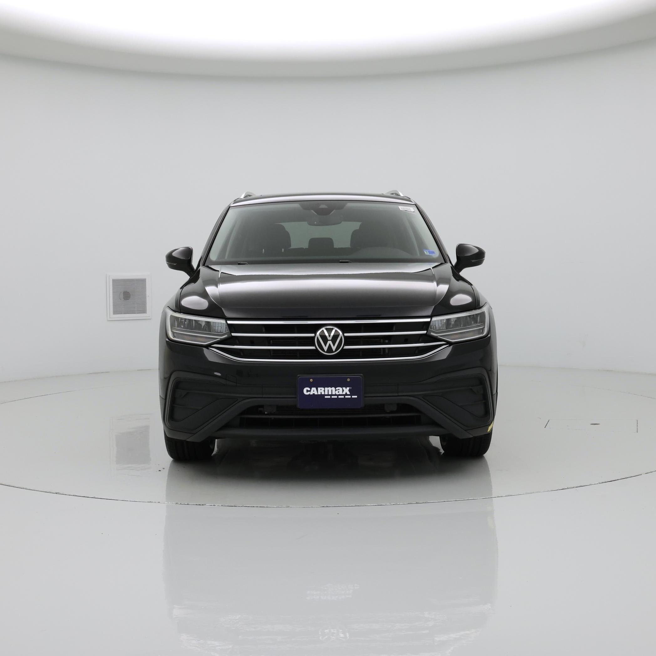 Thumbnail: 2022 Volkswagen Tiguan - 5
