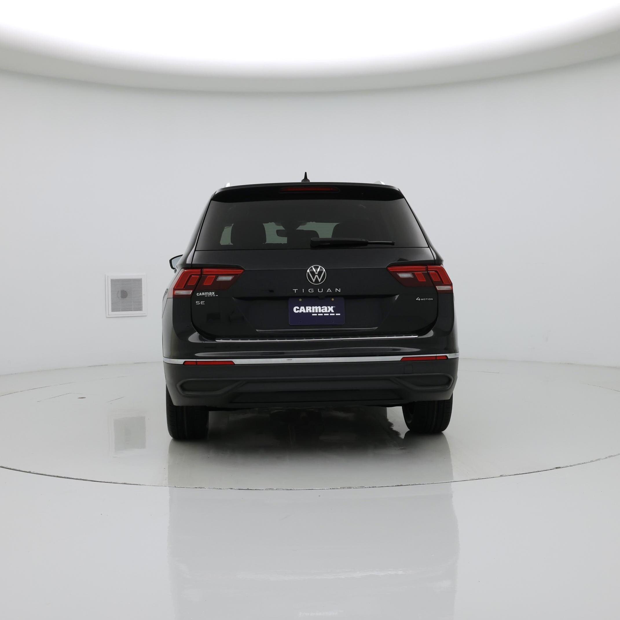 Thumbnail: 2022 Volkswagen Tiguan - 6