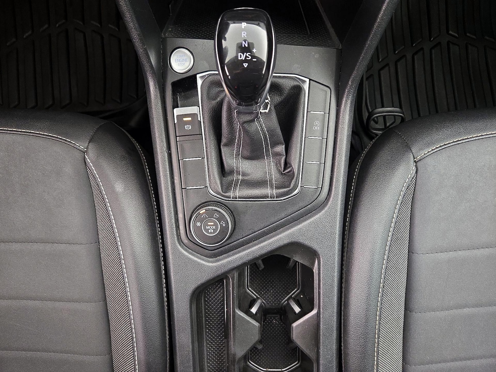 2022 Volkswagen Taos SE - Photo 18