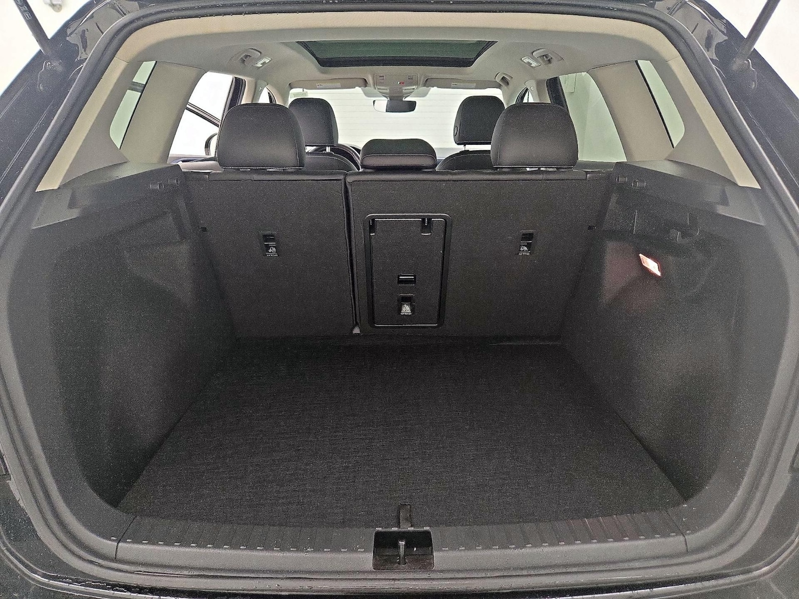 2022 Volkswagen Taos SE - Photo 22