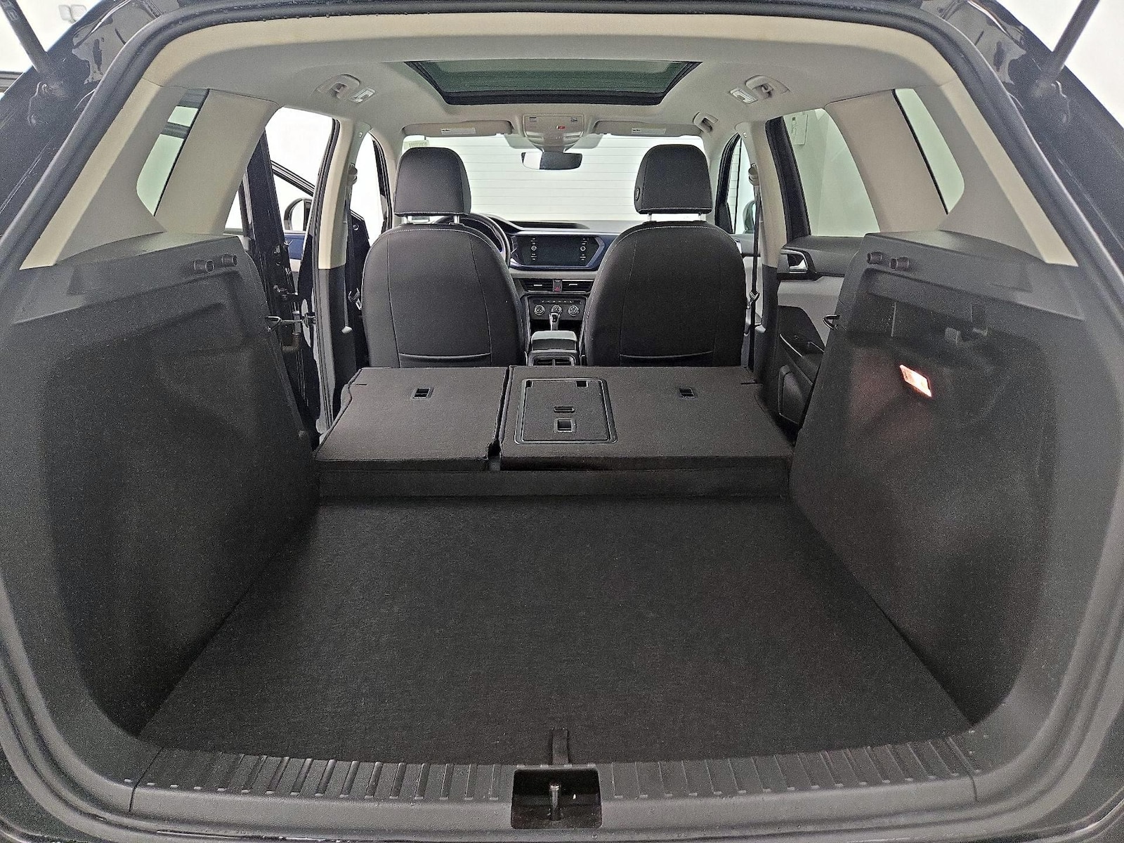 2022 Volkswagen Taos SE - Photo 23