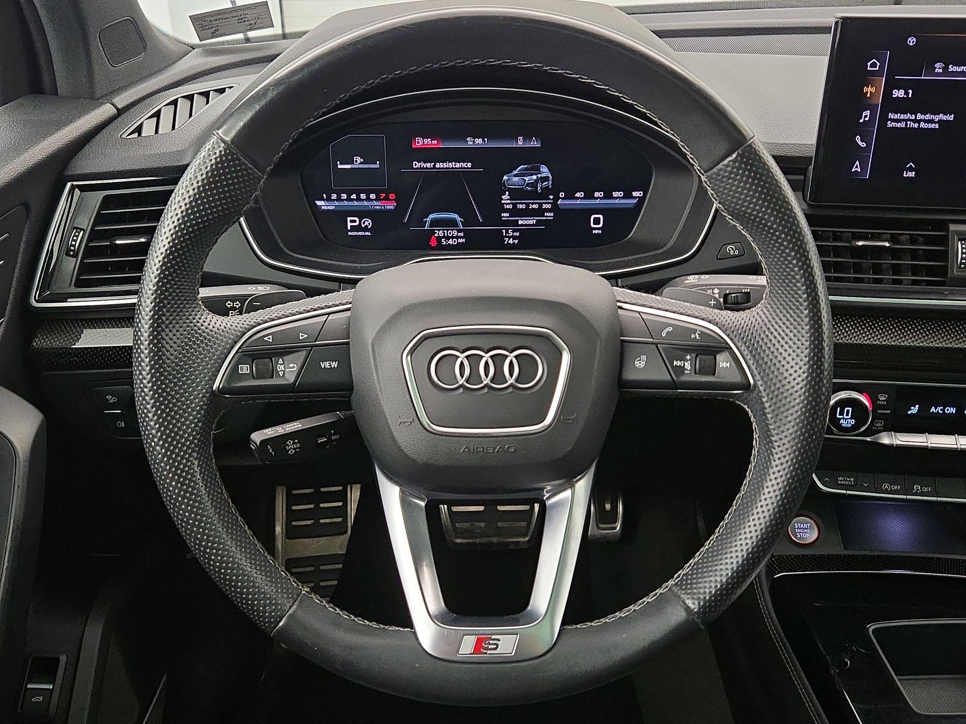 Thumbnail: 2021 Audi SQ5 - 10