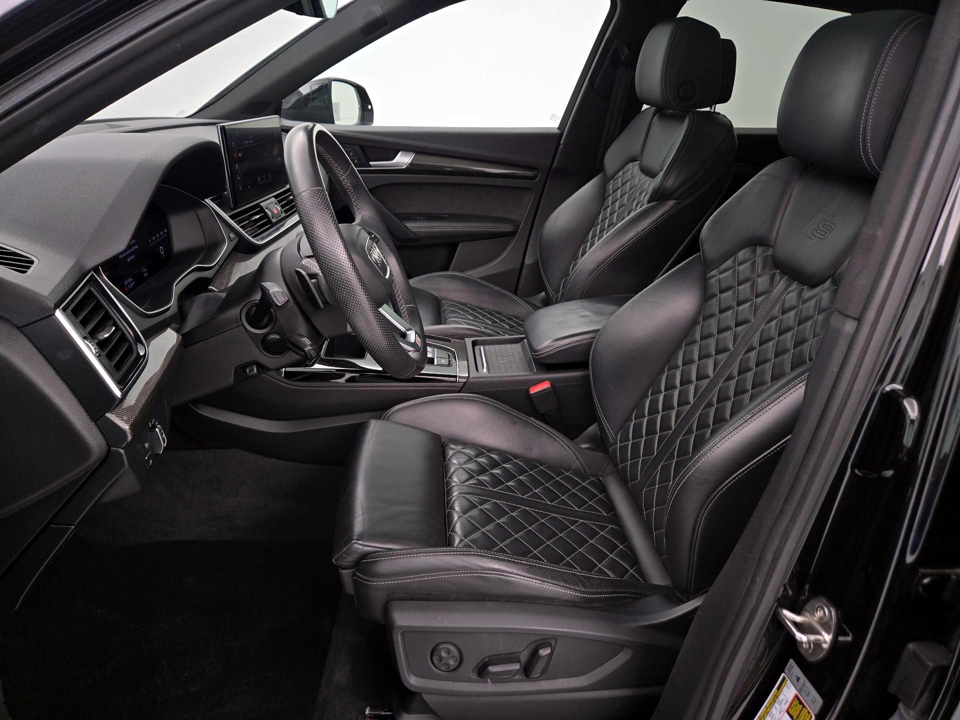 Thumbnail: 2021 Audi SQ5 - 11