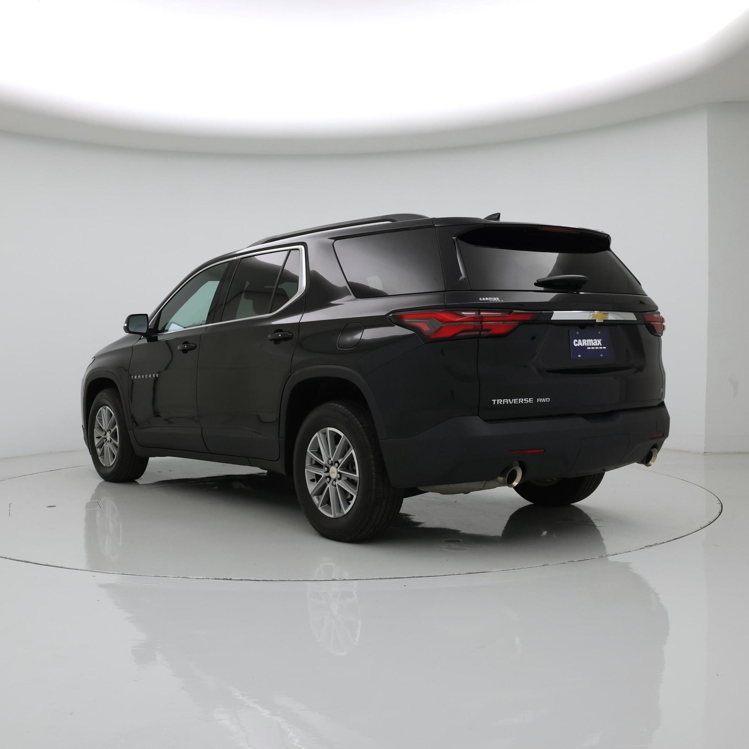 Thumbnail: 2023 Chevrolet Traverse - 2