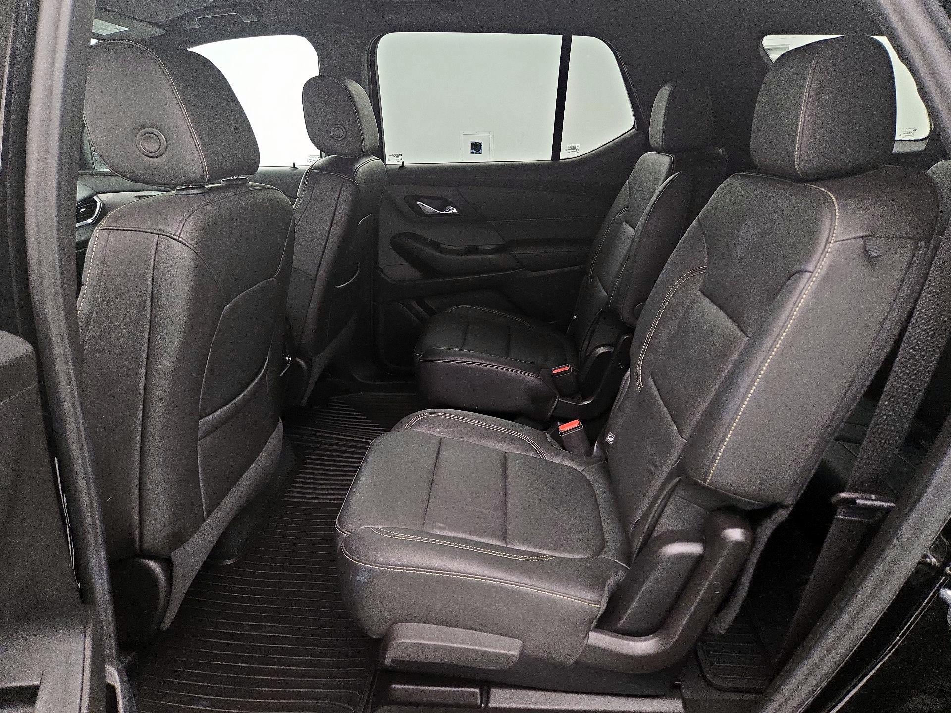 Thumbnail: 2023 Chevrolet Traverse - 19