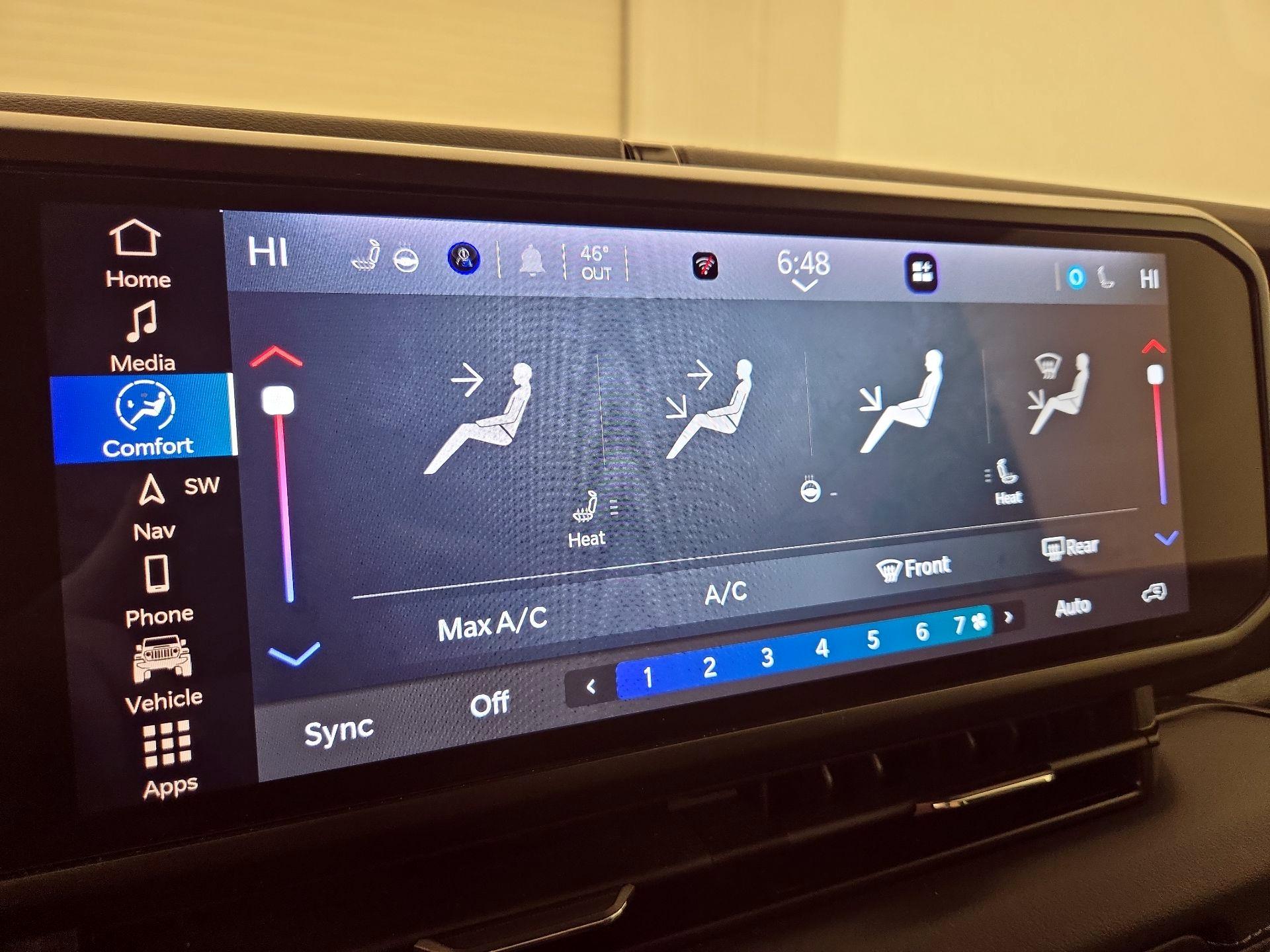 Thumbnail: 2024 Jeep Wrangler - 17