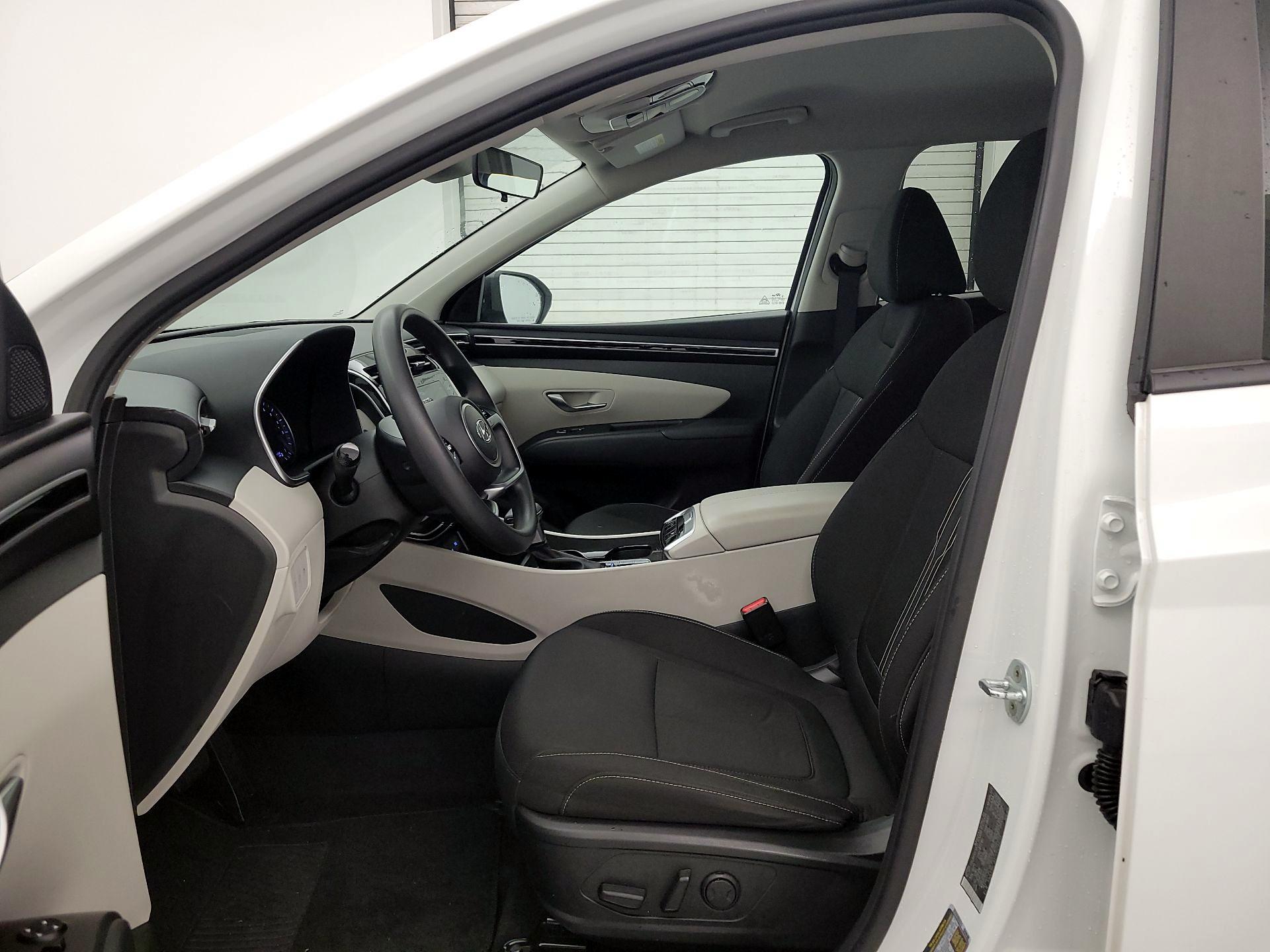 Thumbnail: 2023 Hyundai Tucson - 11